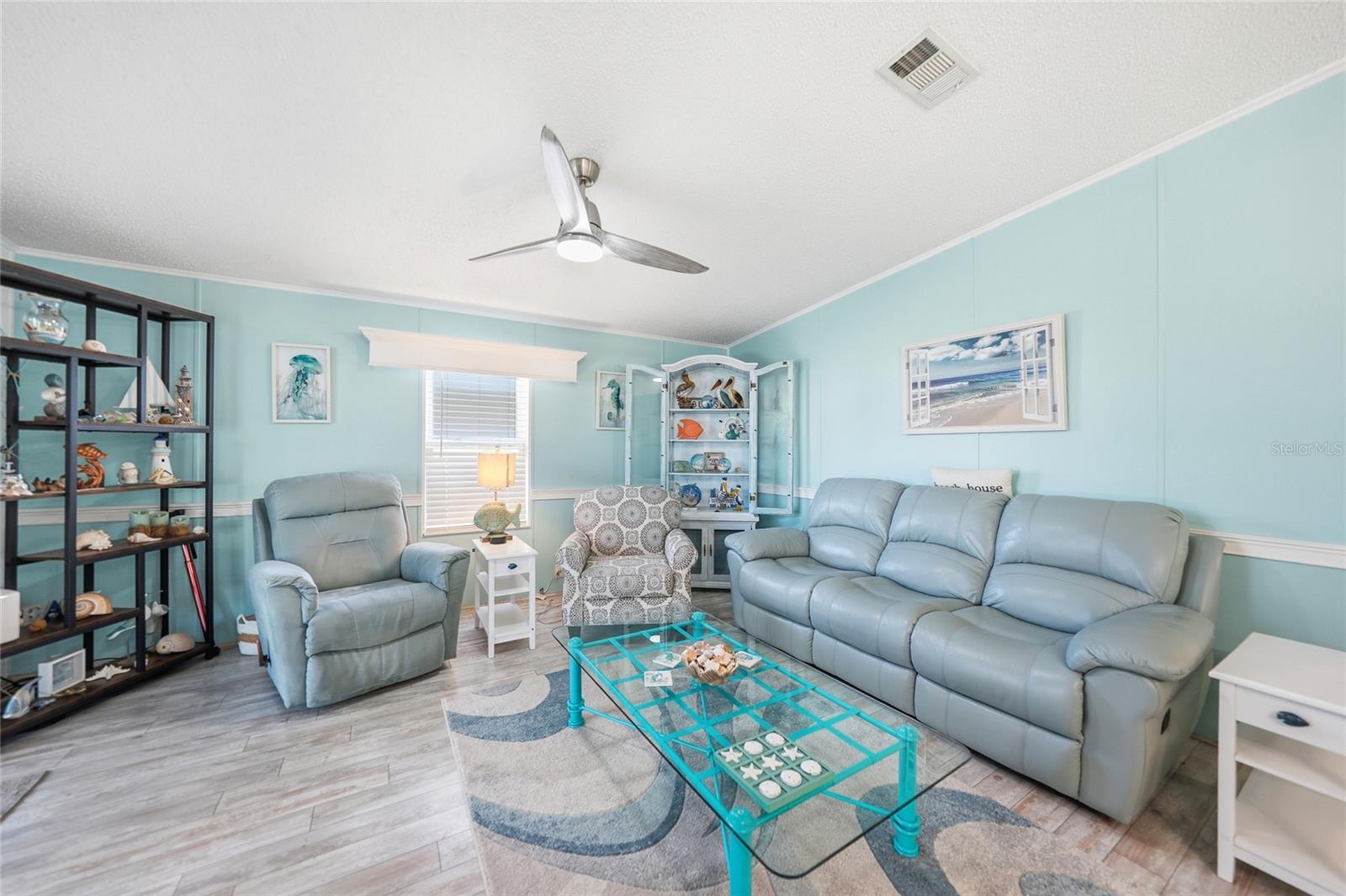 Image 3 of 60 For 701 Aqui Esta Drive 230