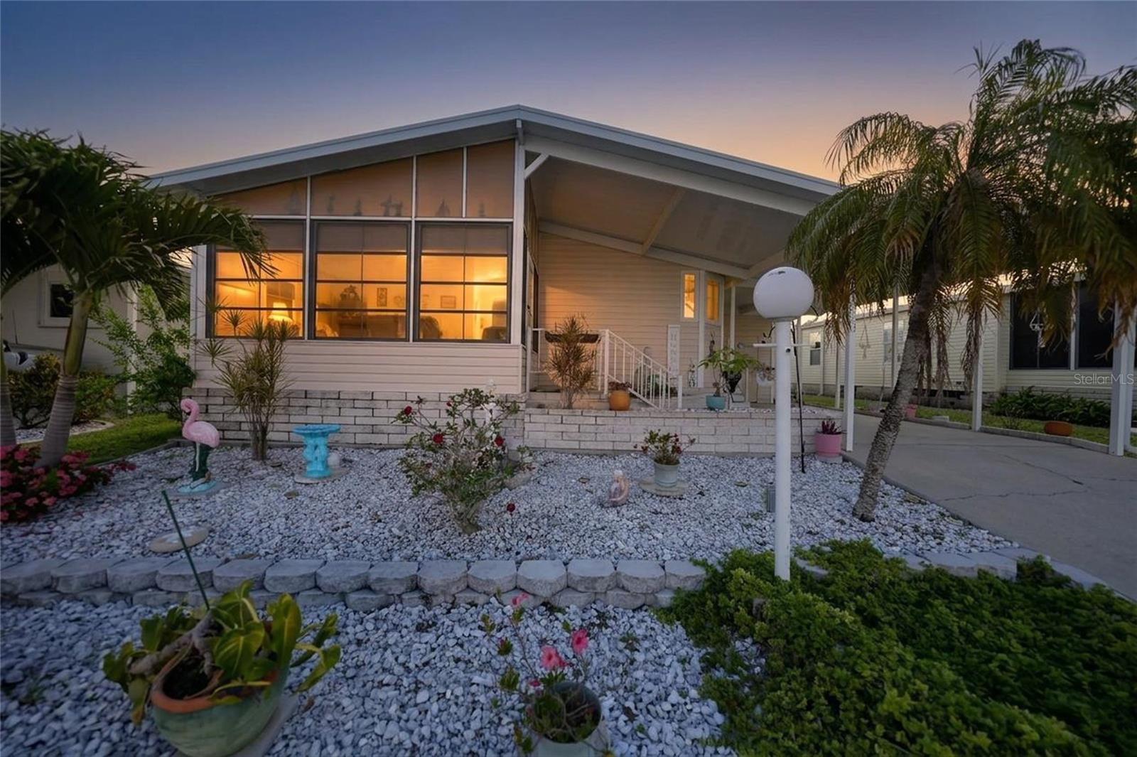 Image 35 of 60 For 701 Aqui Esta Drive 230