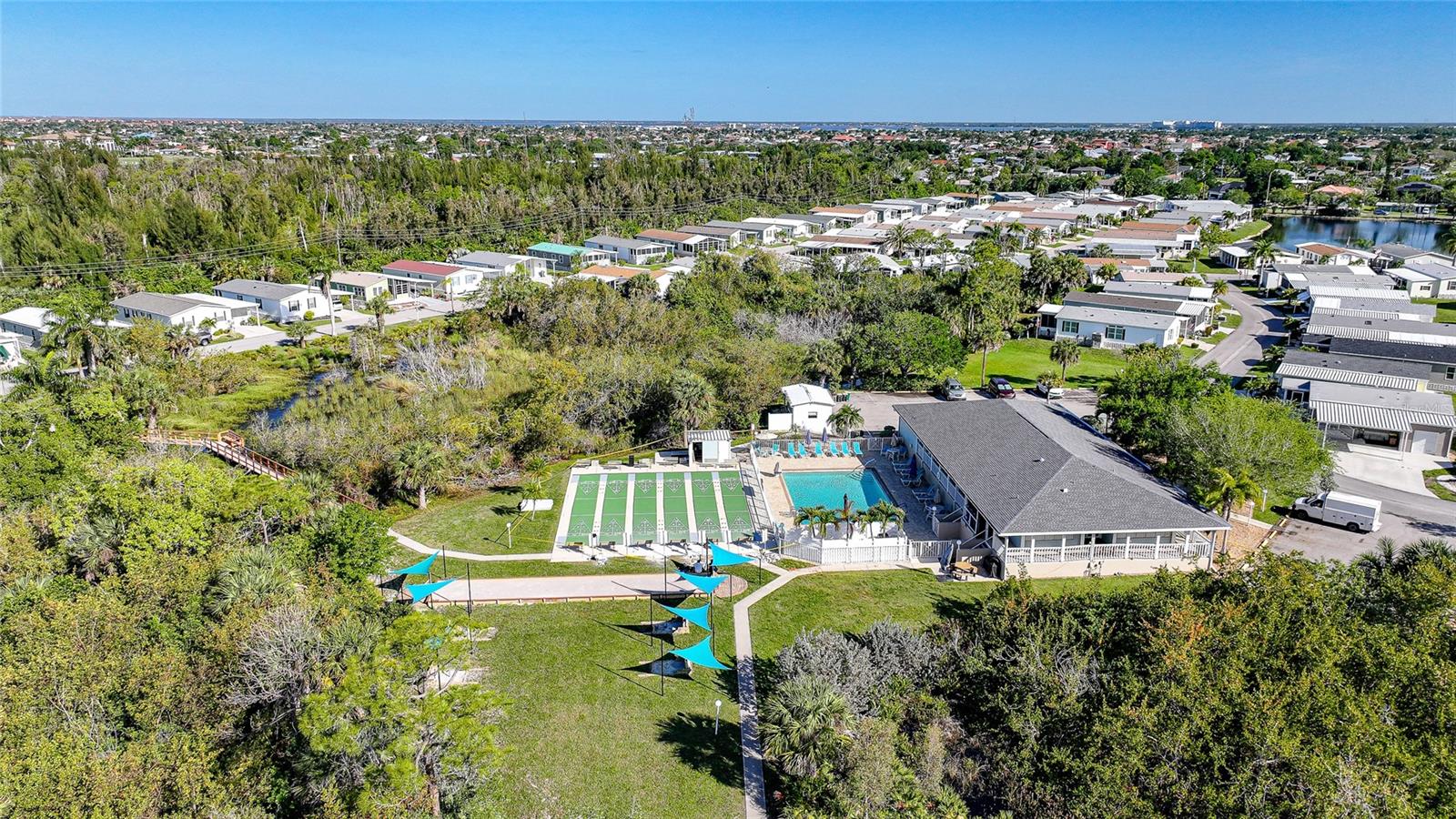 Image 39 of 60 For 701 Aqui Esta Drive 230