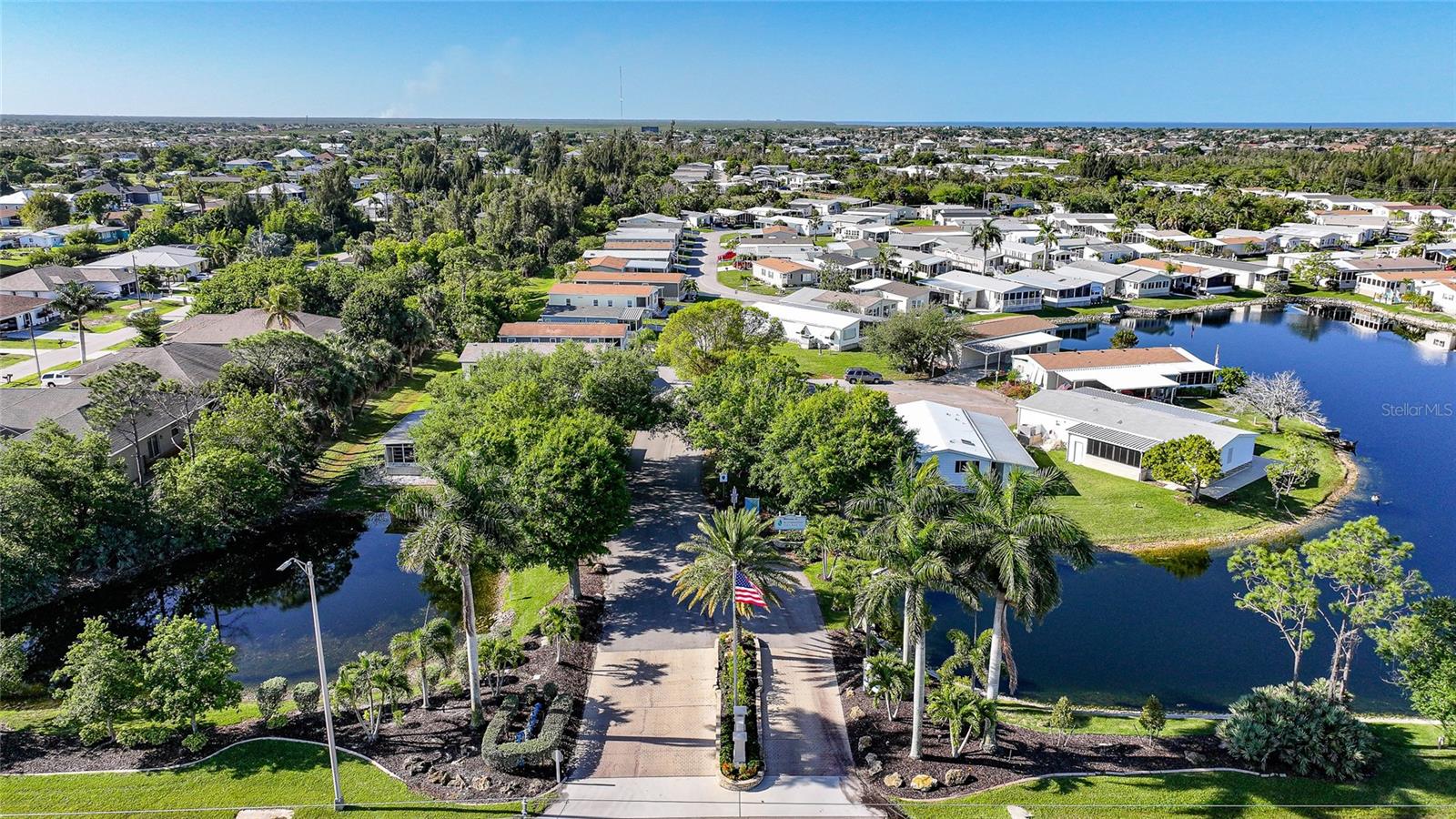 Image 46 of 60 For 701 Aqui Esta Drive 230