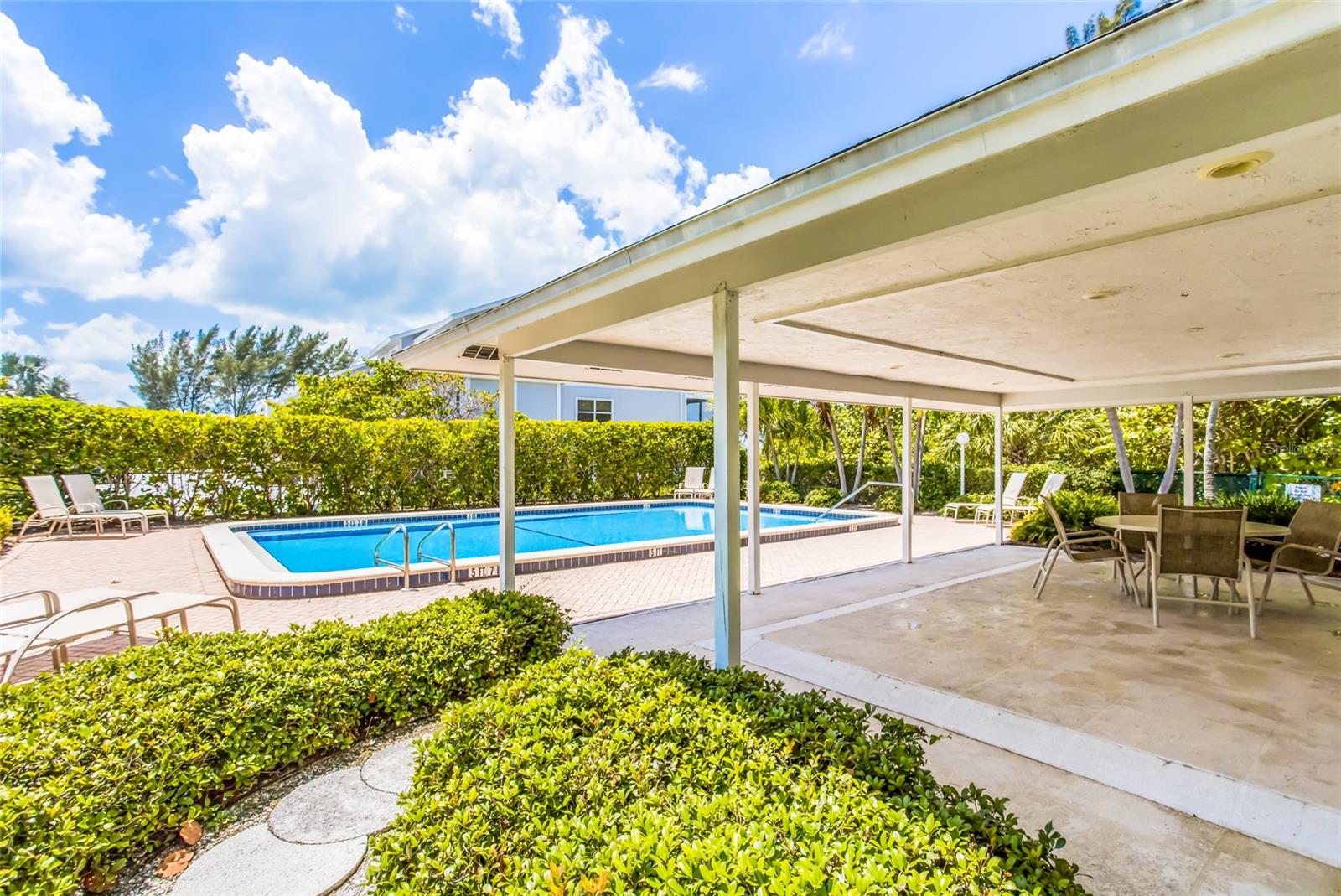 Image 38 of 40 For 420 Gulf Boulevard 9