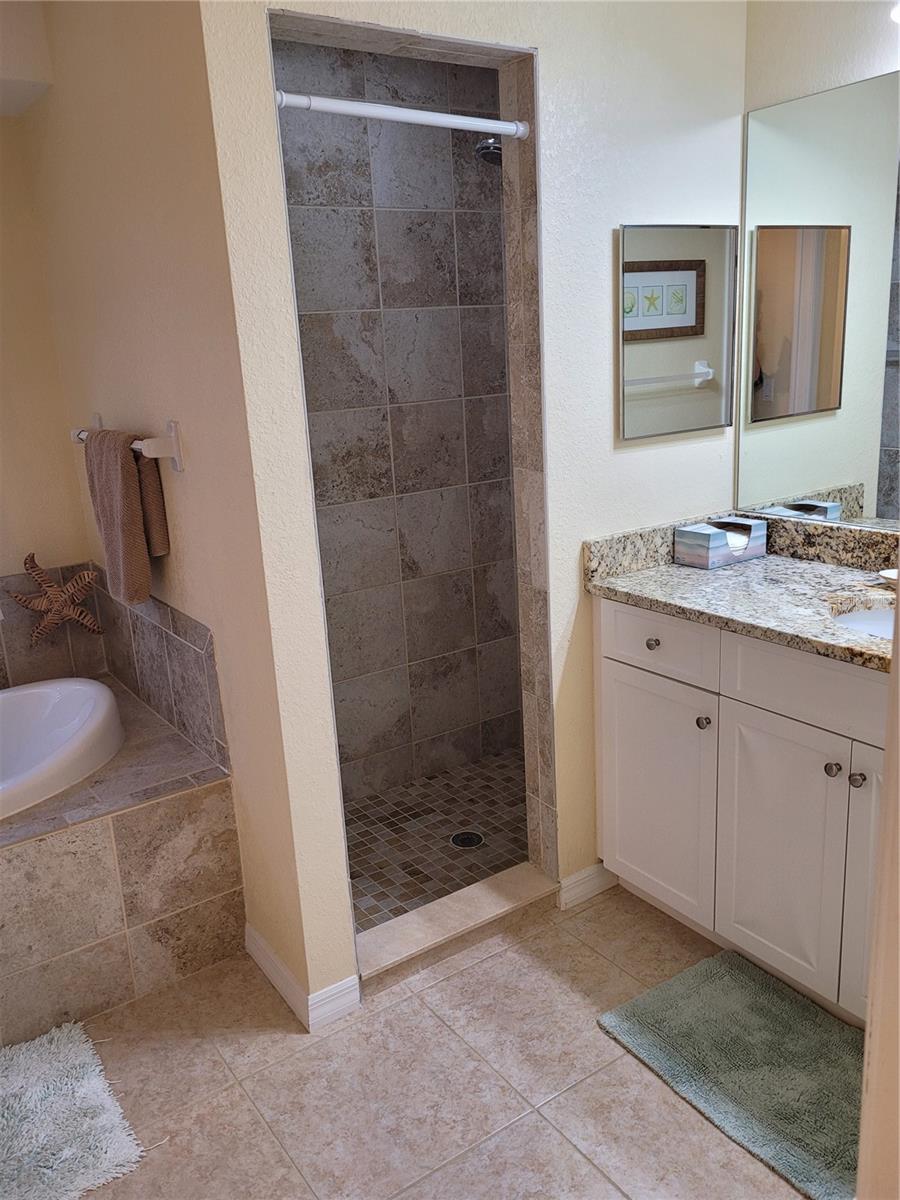 Image 21 of 39 For 9458 Modesto Circle