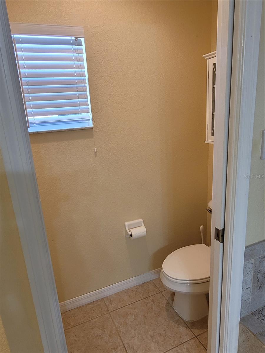 Image 23 of 39 For 9458 Modesto Circle