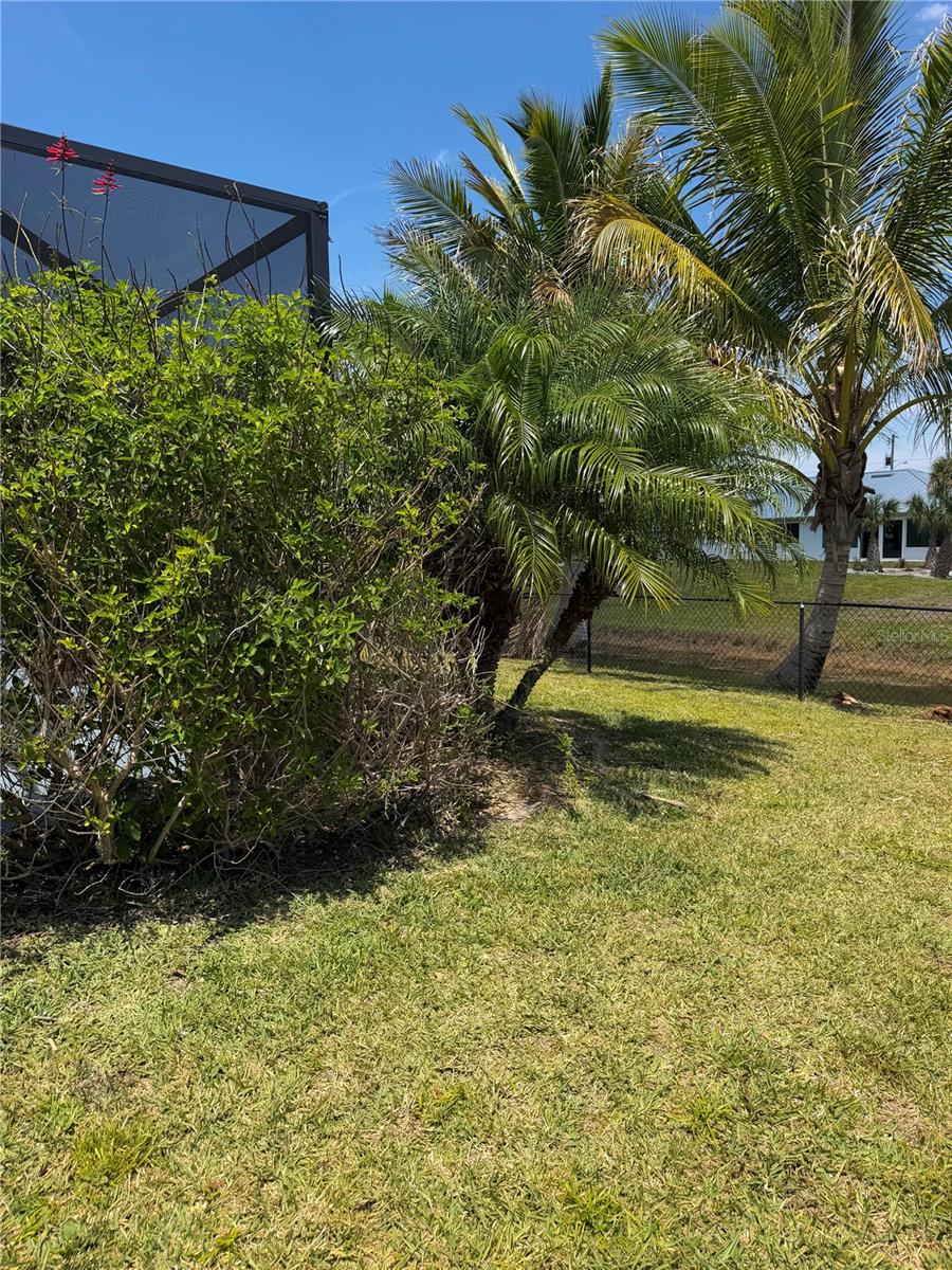 Image 38 of 40 For 138 Broadmoor Lane