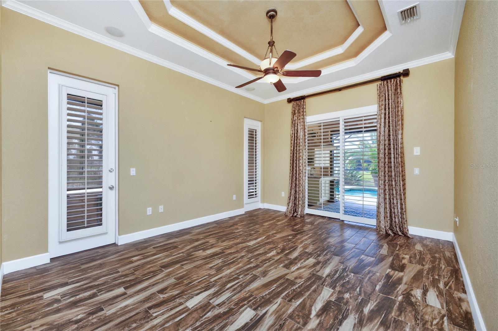 Image 21 of 78 For 1141 Rotonda Circle