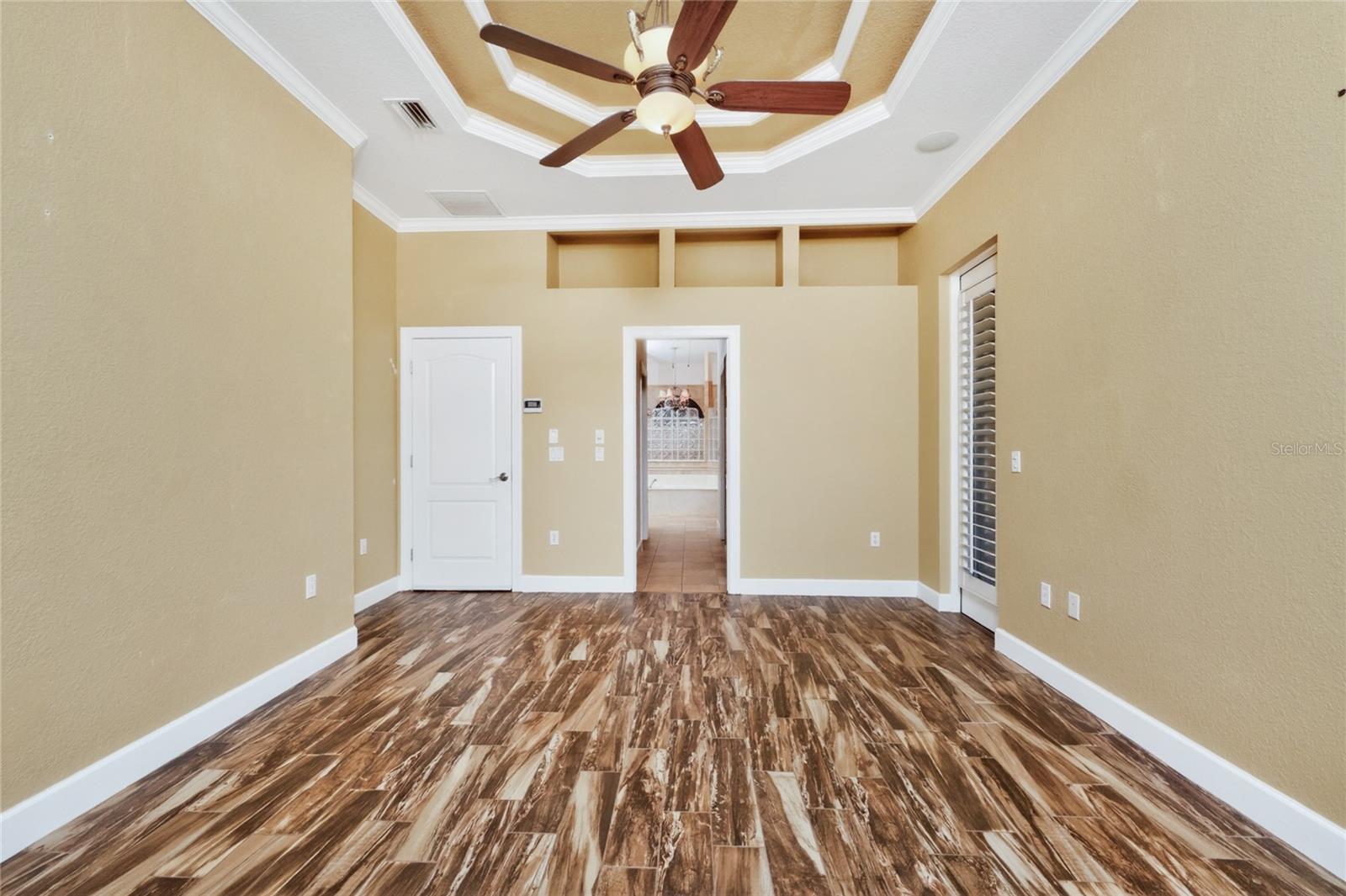 Image 23 of 78 For 1141 Rotonda Circle