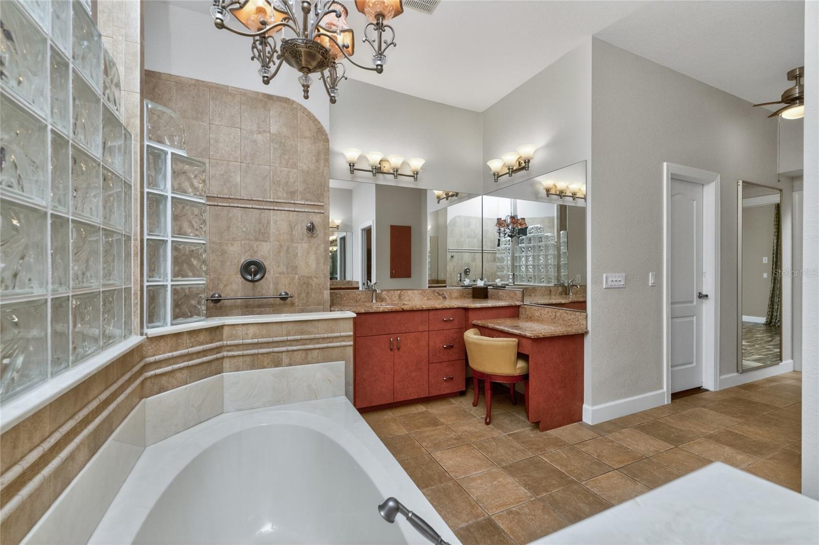 Image 32 of 78 For 1141 Rotonda Circle