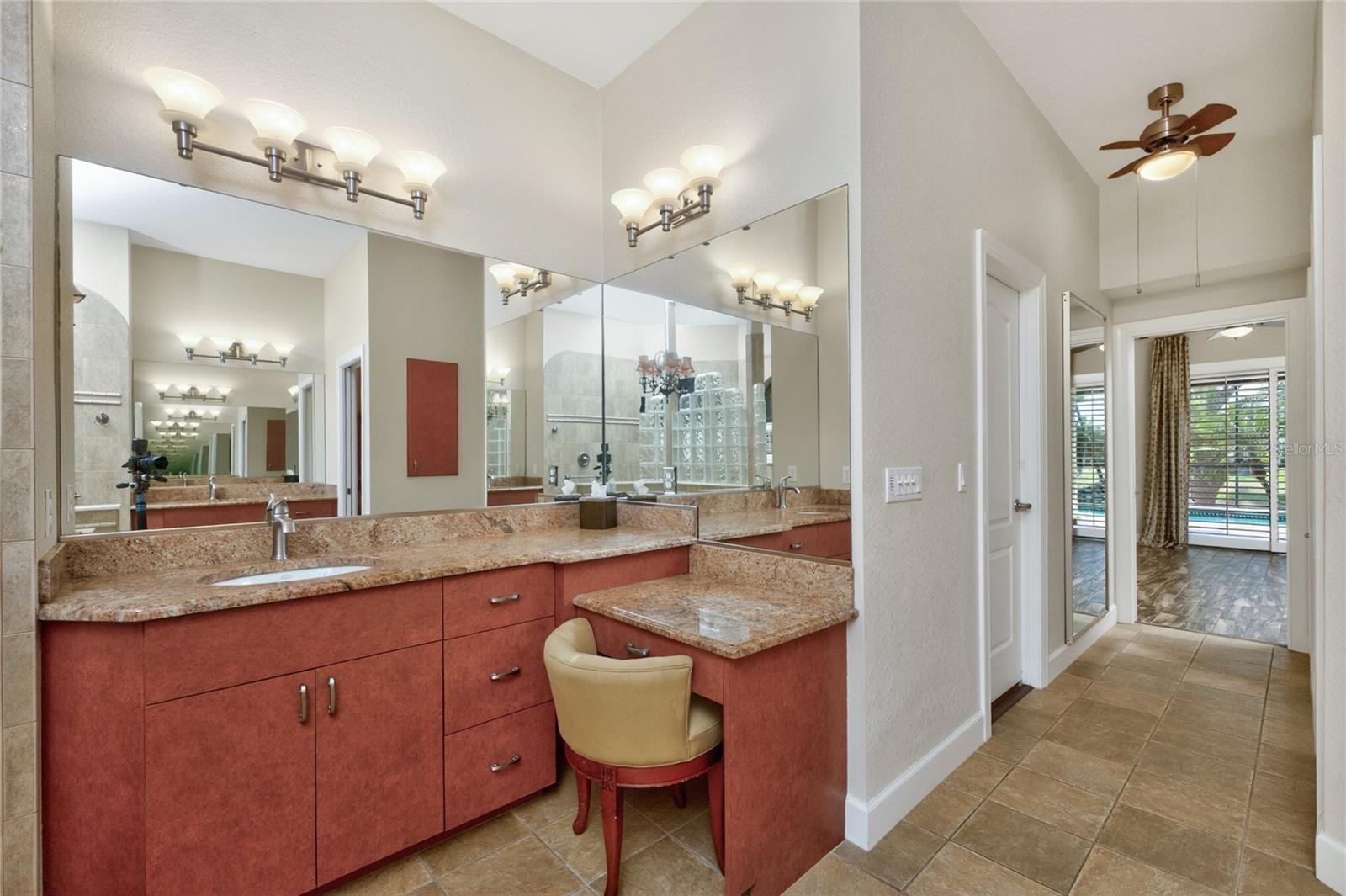 Image 33 of 78 For 1141 Rotonda Circle