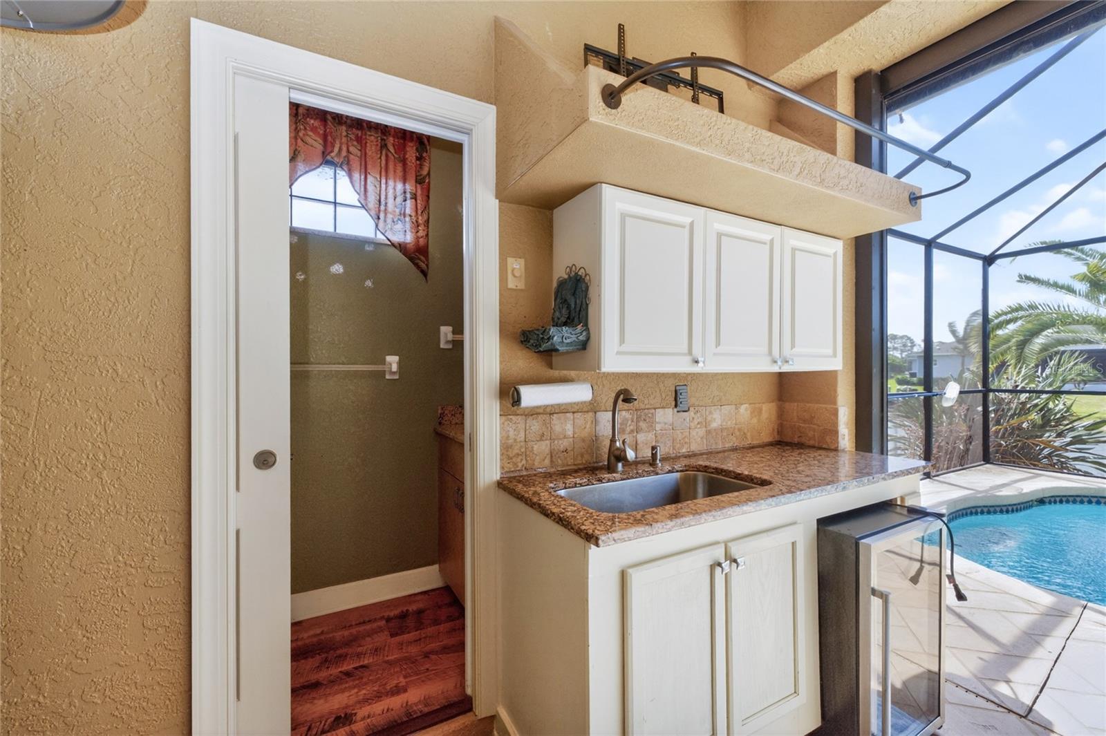 Image 51 of 78 For 1141 Rotonda Circle