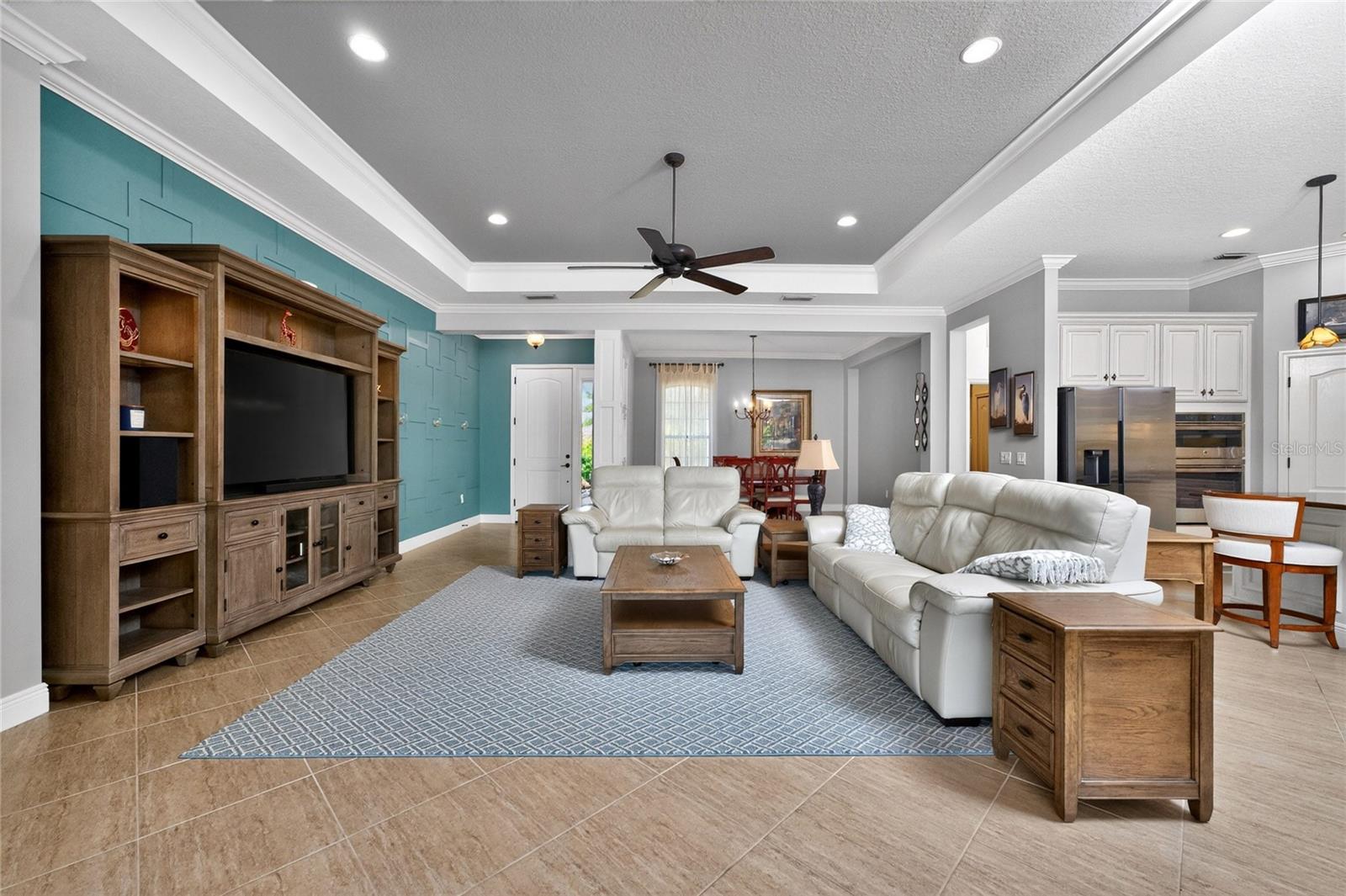 Image 12 of 98 For 27400 Hole In One Place