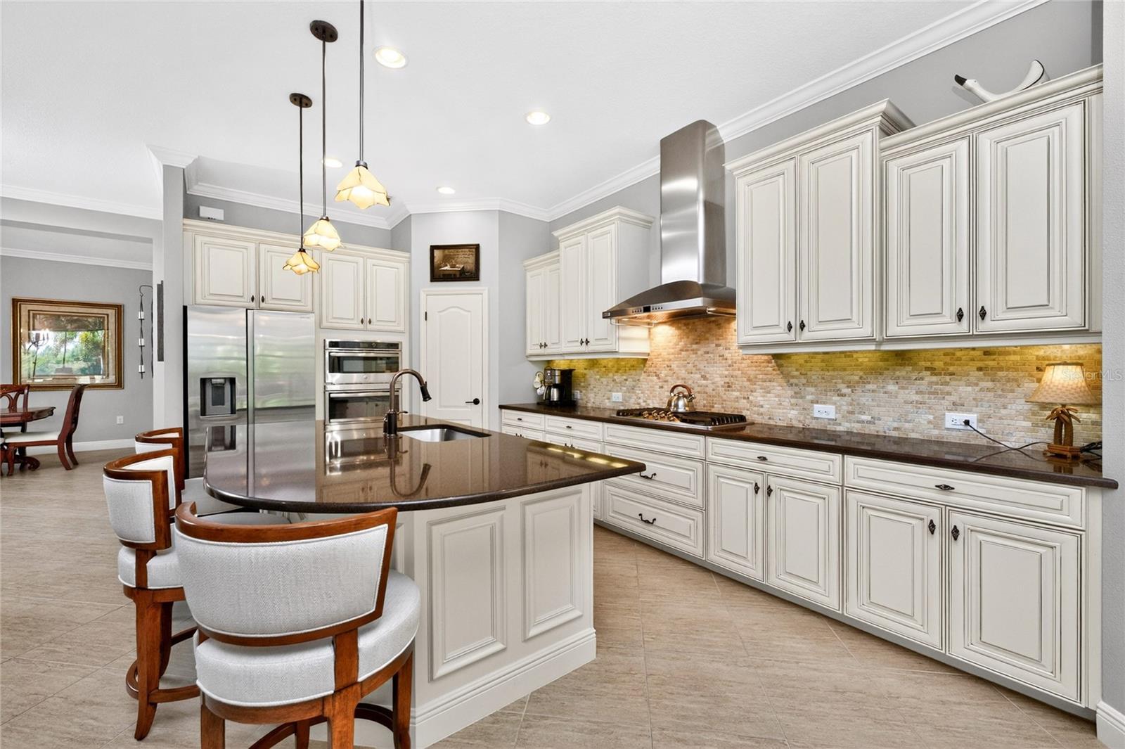 Image 17 of 98 For 27400 Hole In One Place