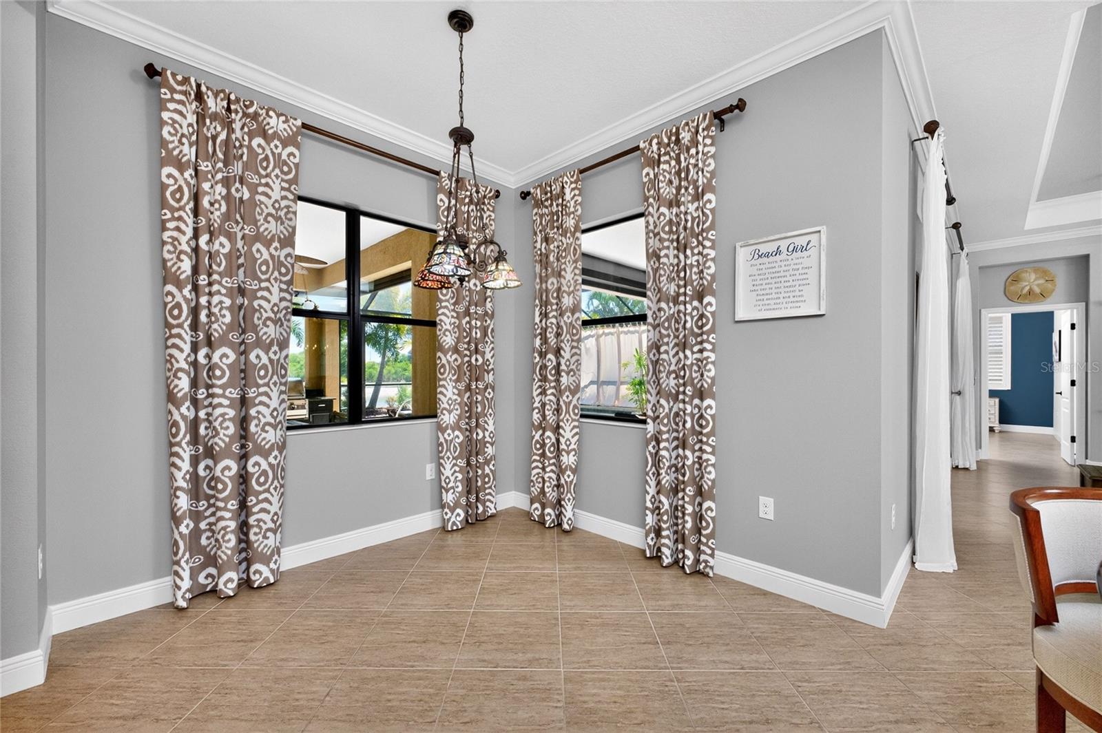 Image 22 of 98 For 27400 Hole In One Place