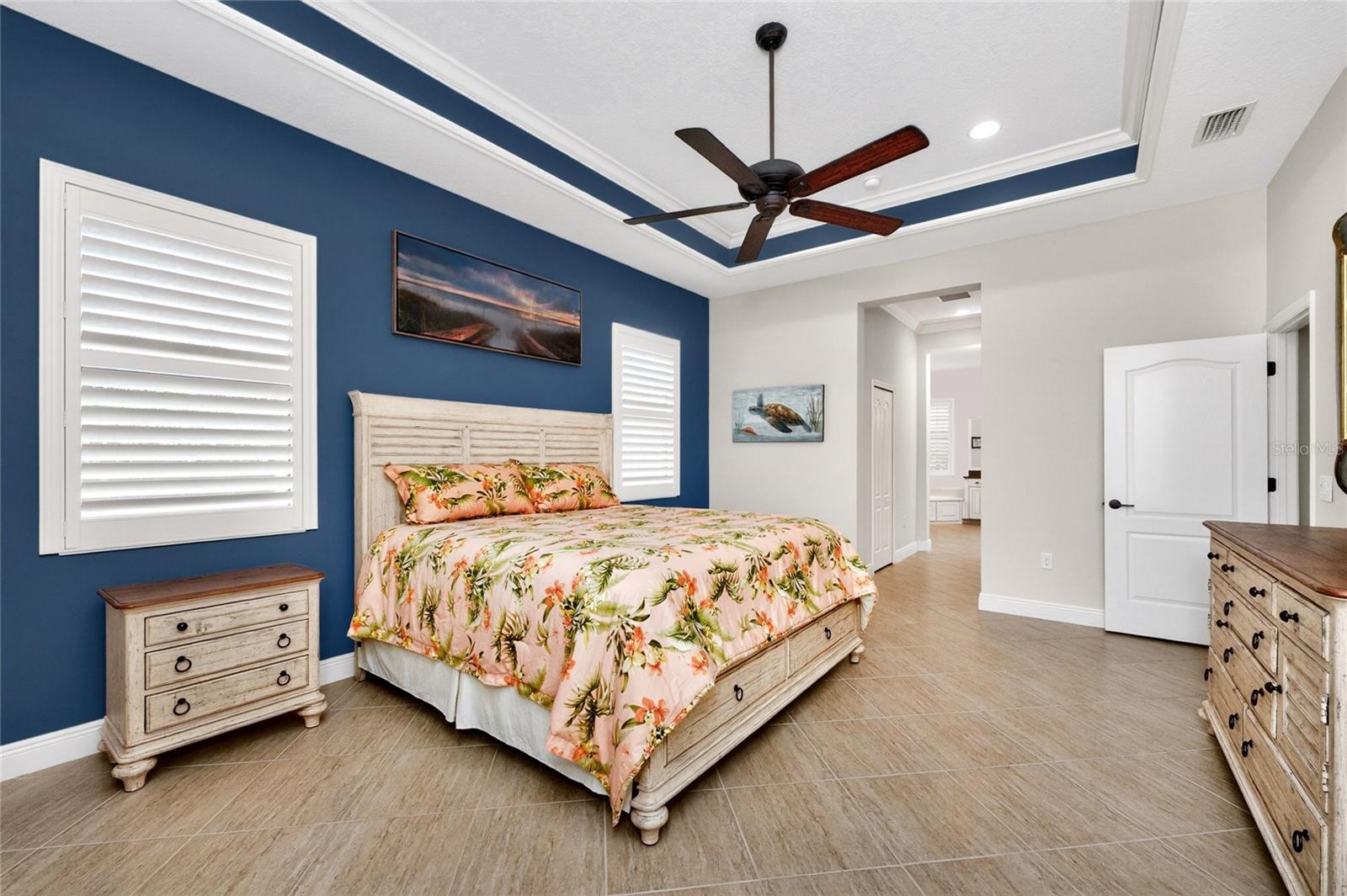 Image 26 of 98 For 27400 Hole In One Place