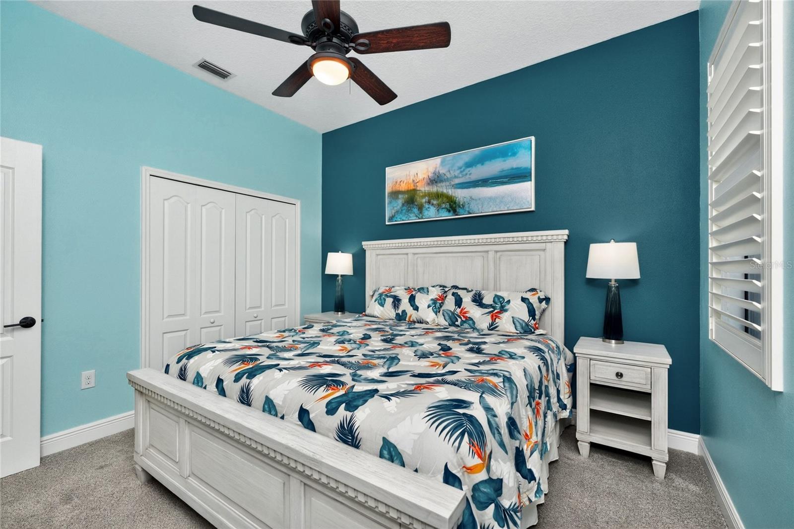 Image 33 of 98 For 27400 Hole In One Place