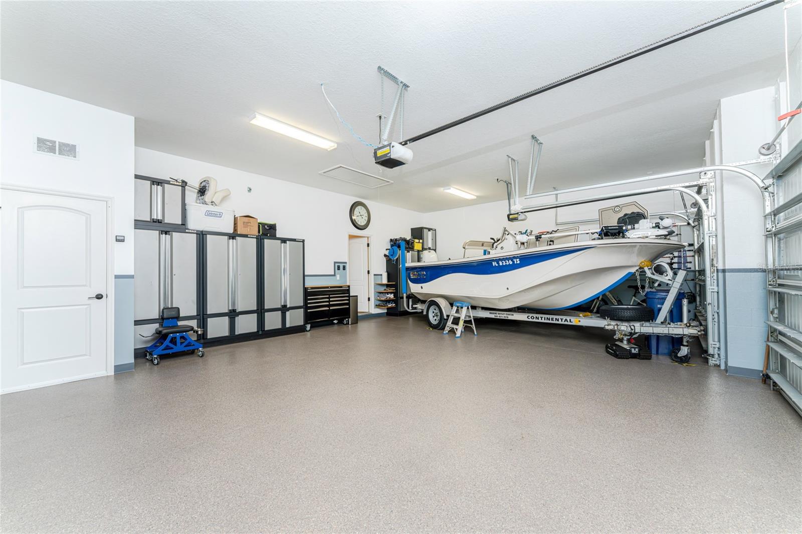 Image 53 of 98 For 27400 Hole In One Place