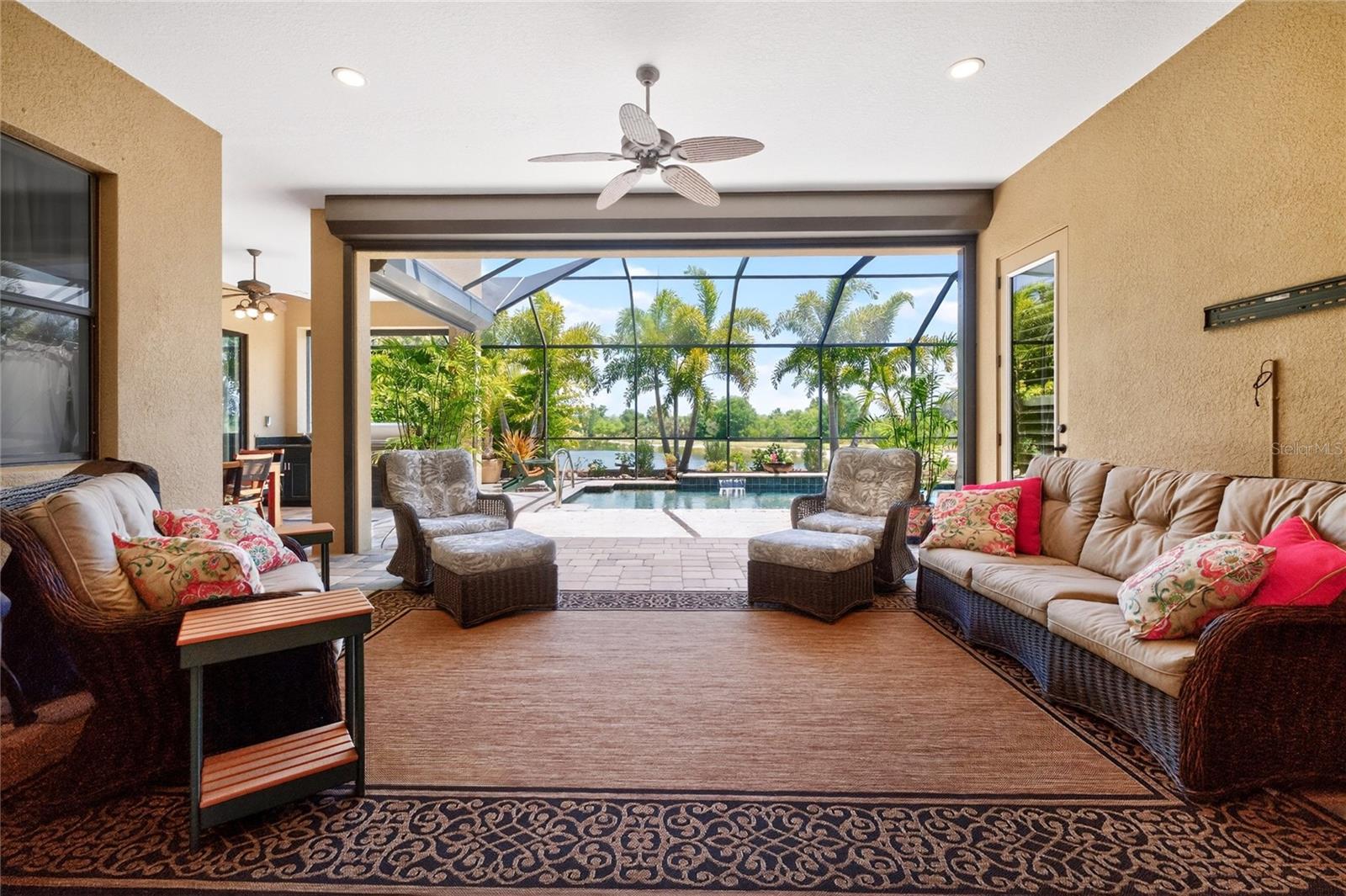 Image 55 of 98 For 27400 Hole In One Place