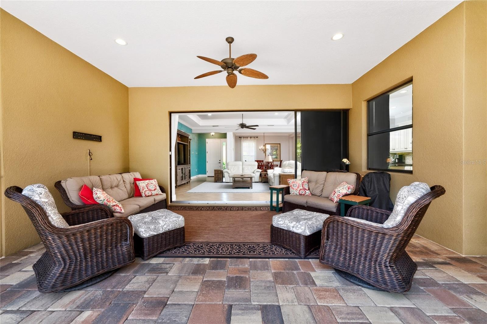 Image 56 of 98 For 27400 Hole In One Place