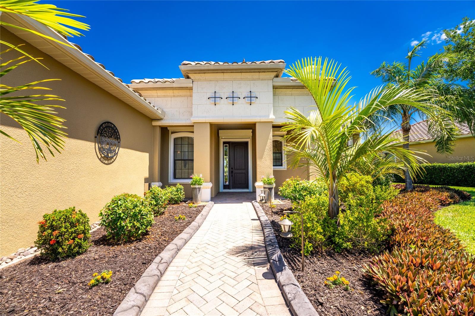 Image 67 of 98 For 27400 Hole In One Place