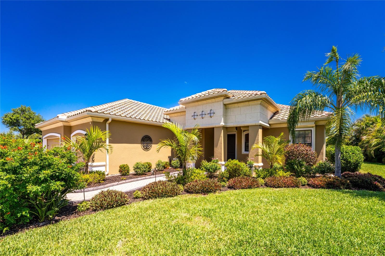 Image 68 of 98 For 27400 Hole In One Place