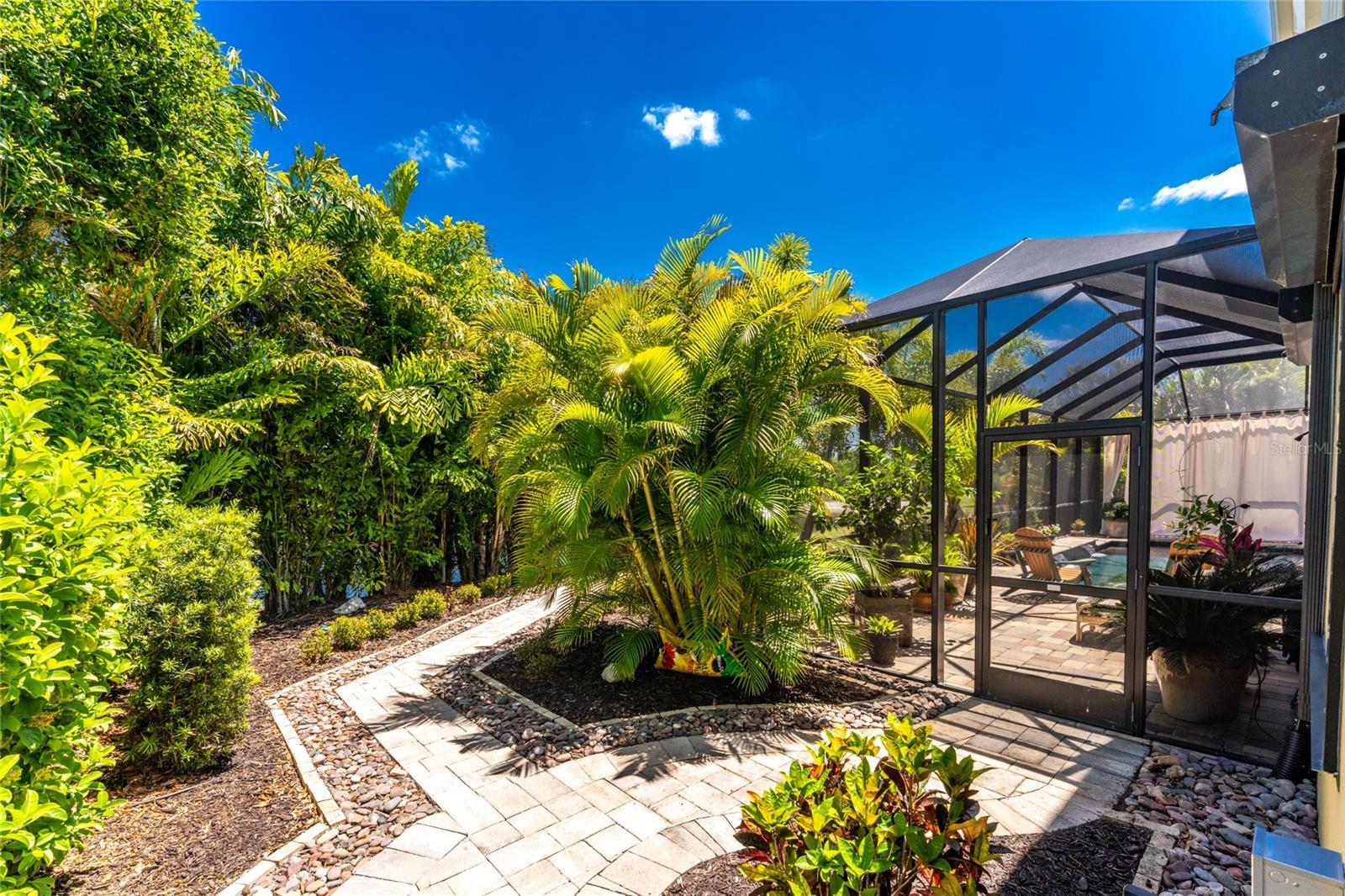 Image 69 of 98 For 27400 Hole In One Place