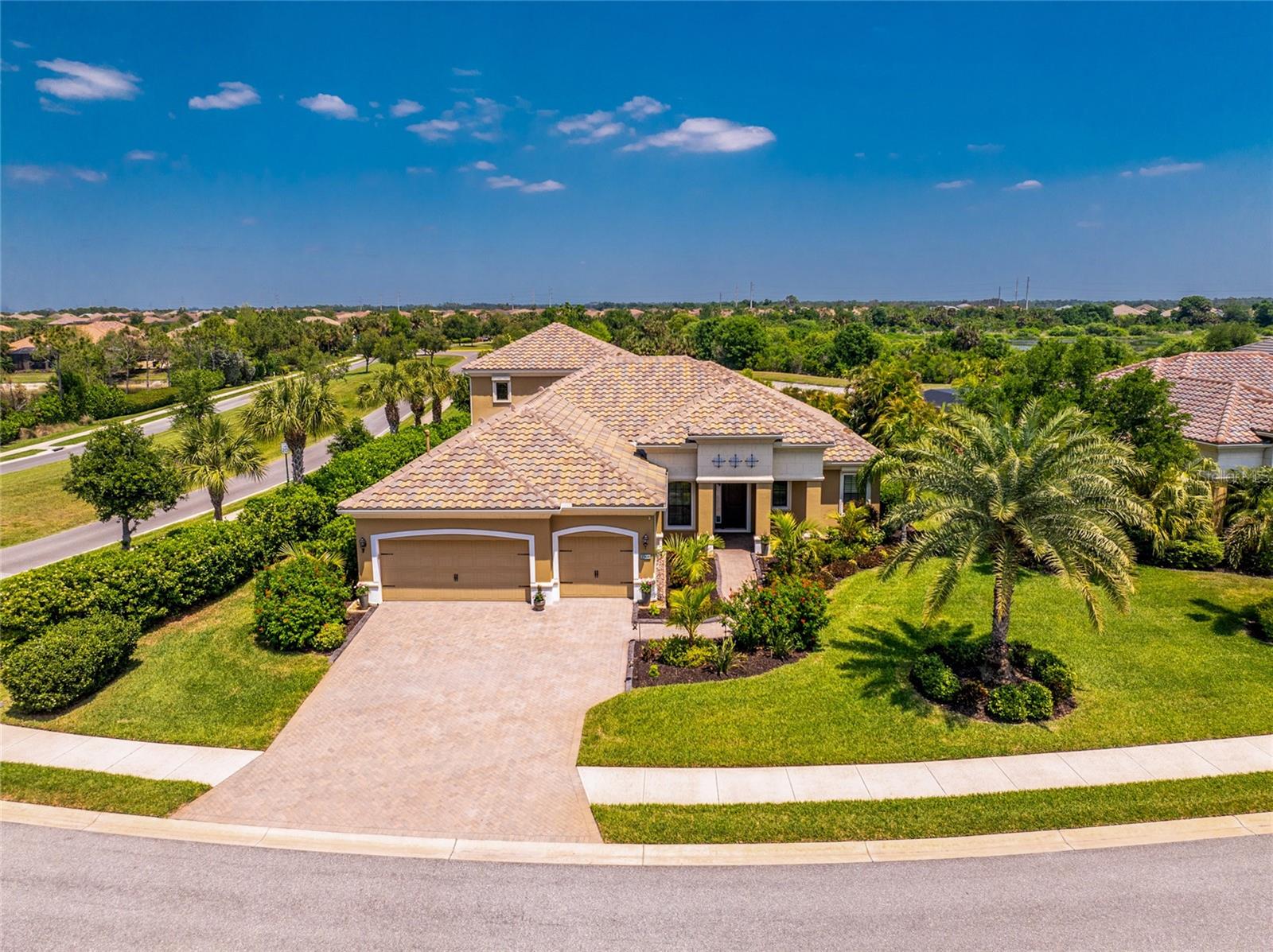 Image 71 of 98 For 27400 Hole In One Place