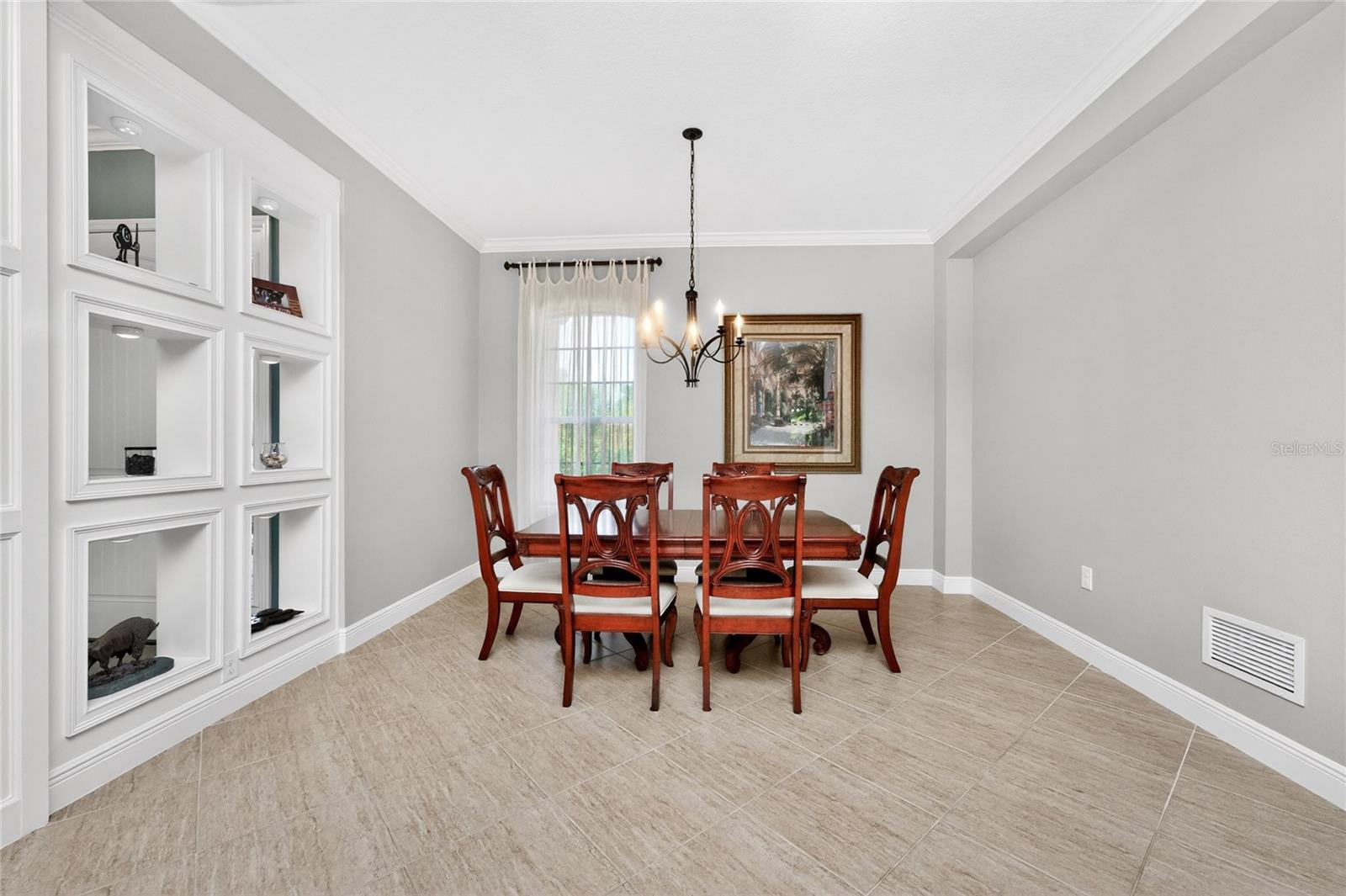 Image 8 of 98 For 27400 Hole In One Place