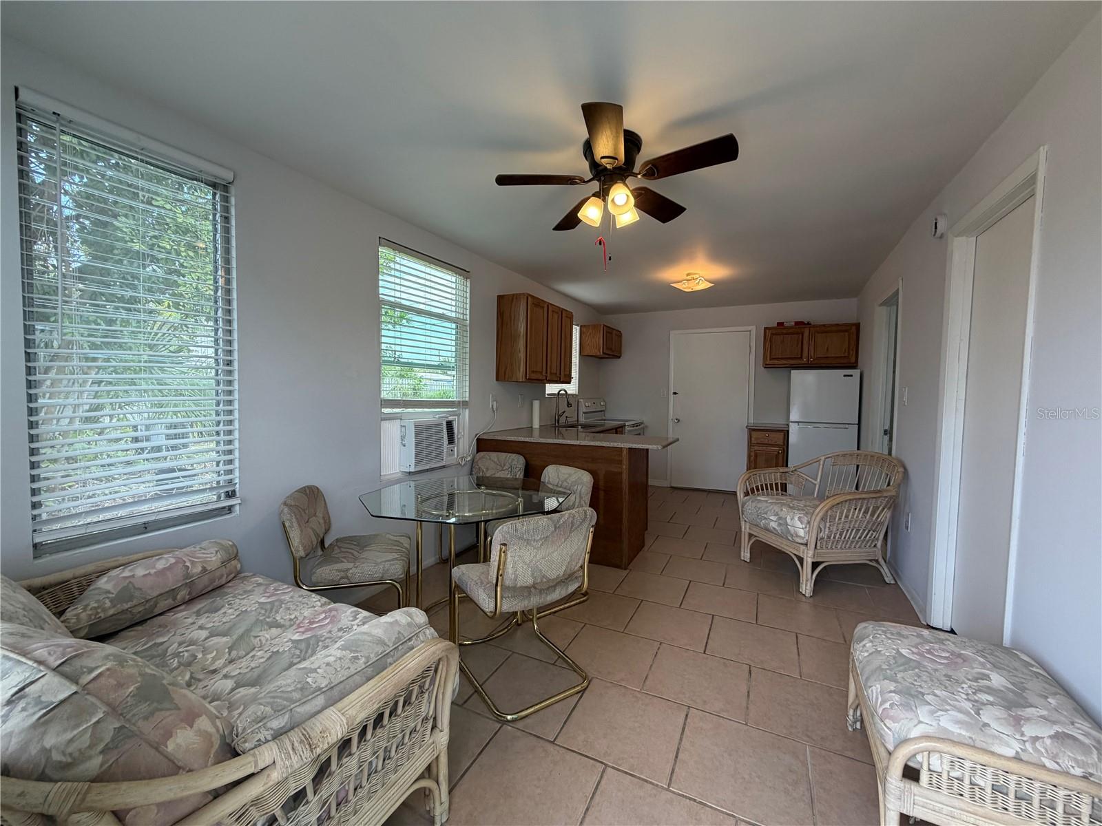 Image 2 of 10 For 8513 Herbison Avenue