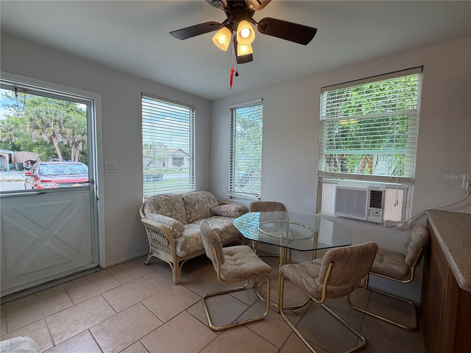 Image 3 of 10 For 8513 Herbison Avenue