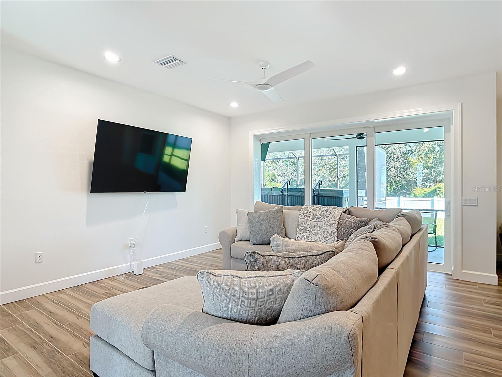 Image 22 of 63 For 26 Medalist Way