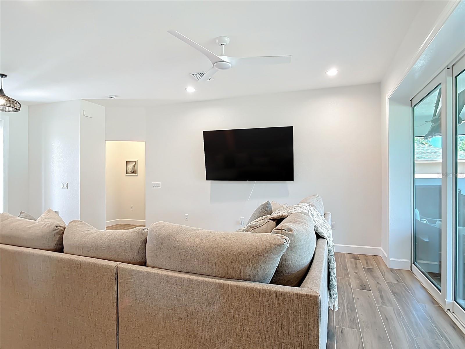 Image 26 of 63 For 26 Medalist Way