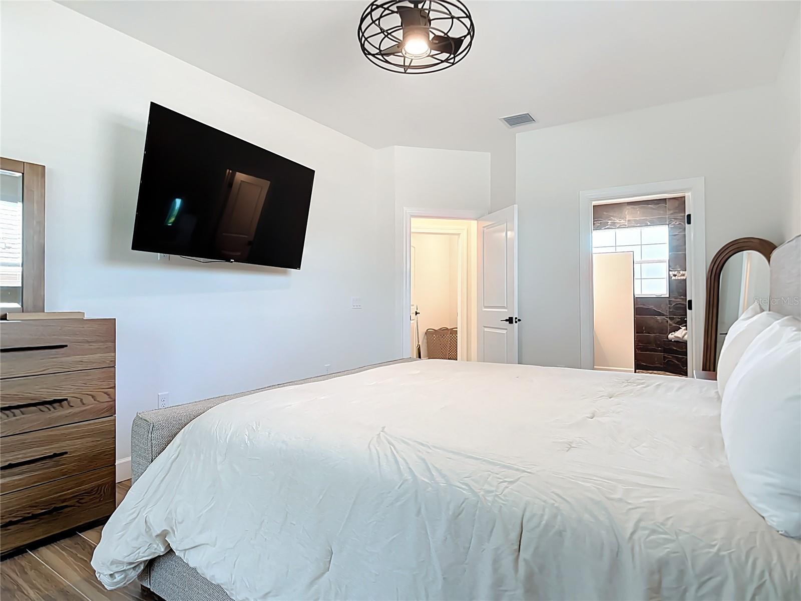 Image 42 of 63 For 26 Medalist Way