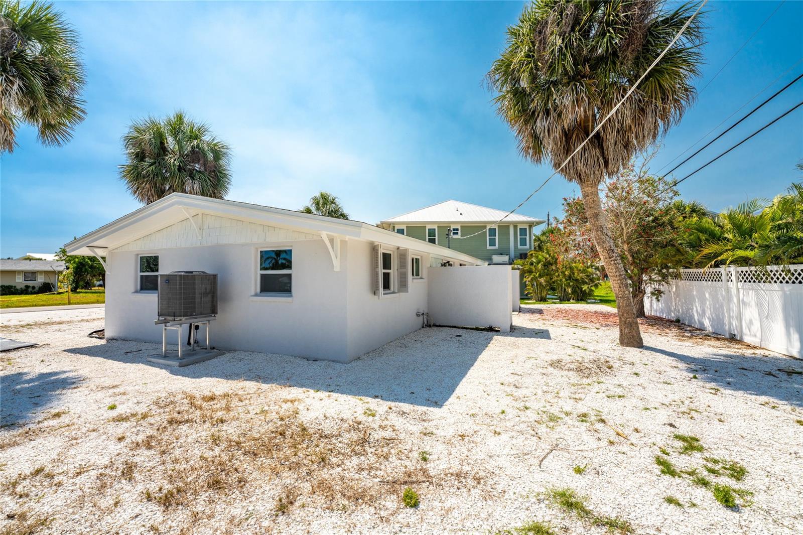 Image 27 of 42 For 1175 Little Court