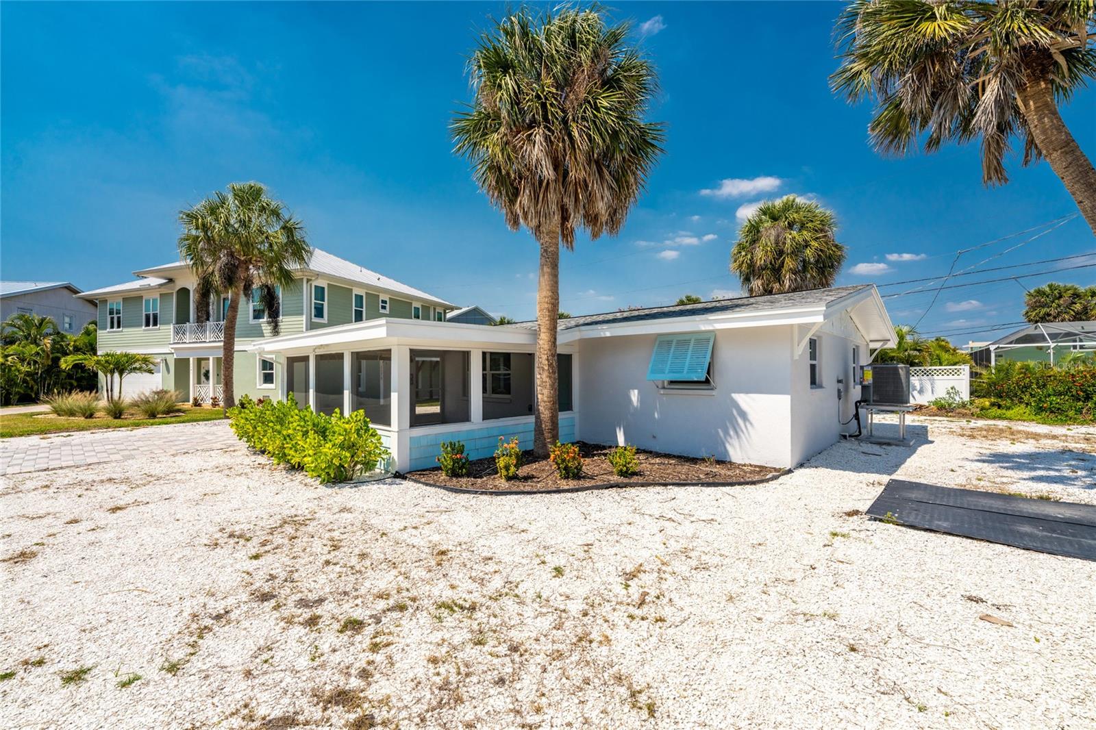 Image 29 of 42 For 1175 Little Court