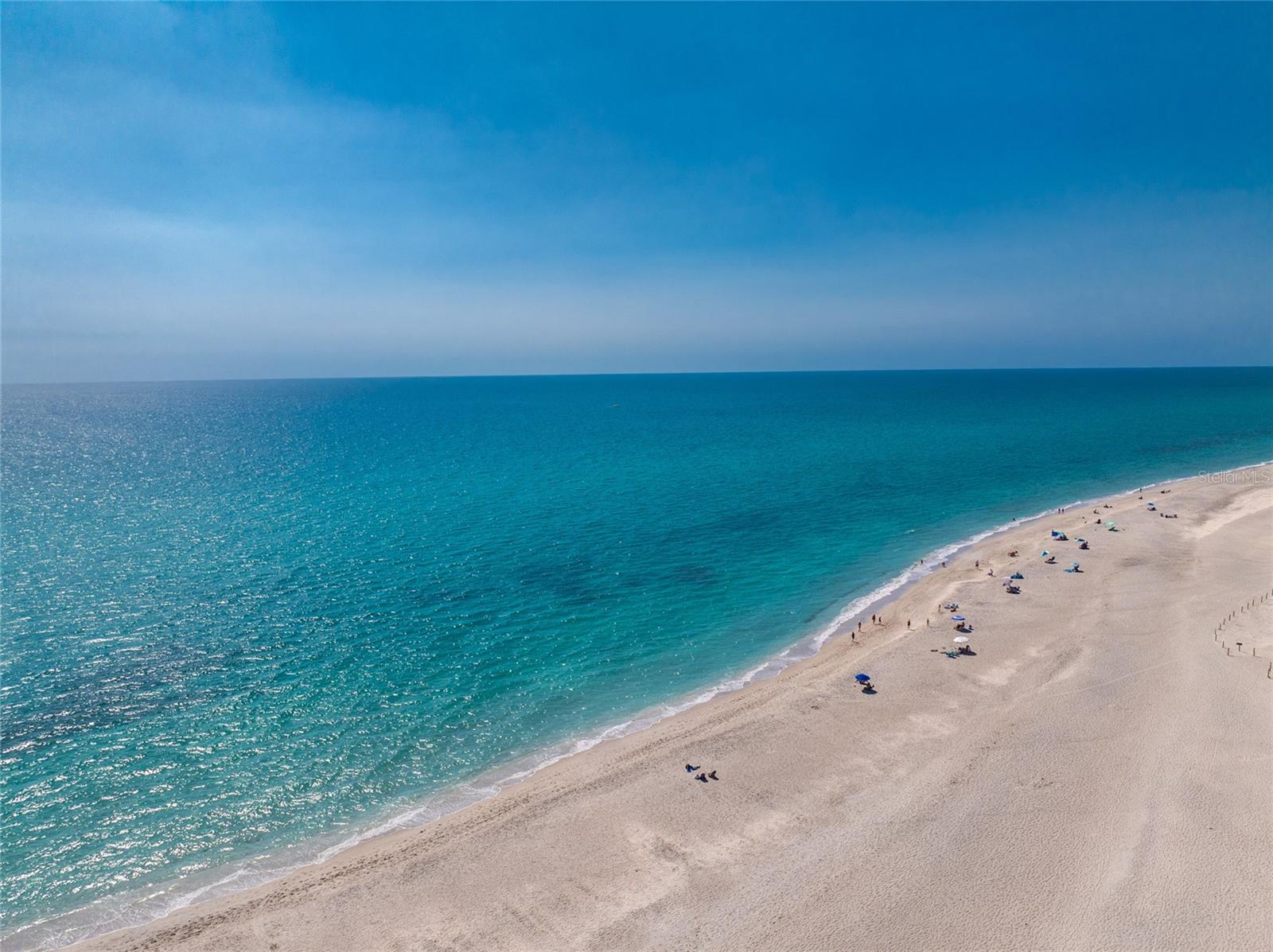 Image 40 of 42 For 1175 Little Court