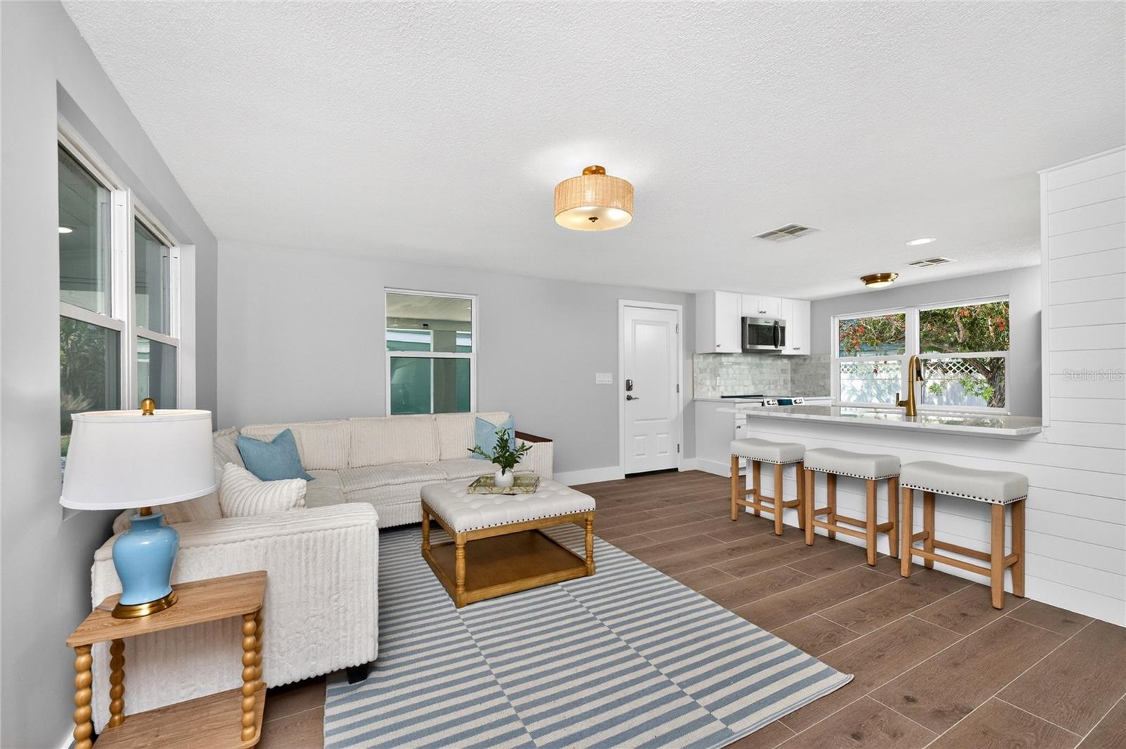 Image 8 of 42 For 1175 Little Court