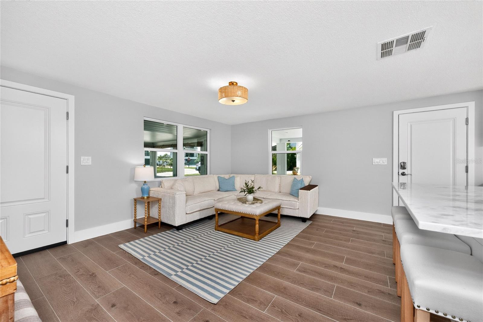 Image 9 of 42 For 1175 Little Court