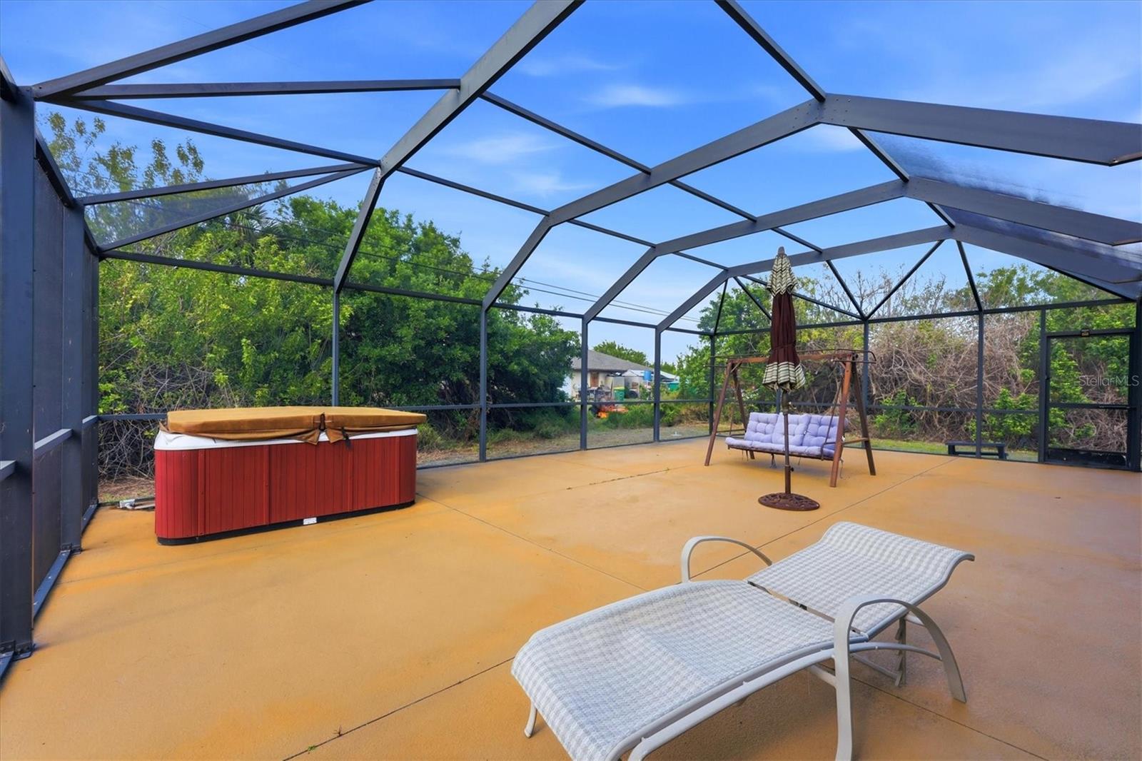 Image 33 of 42 For 11200 Carnegie Avenue