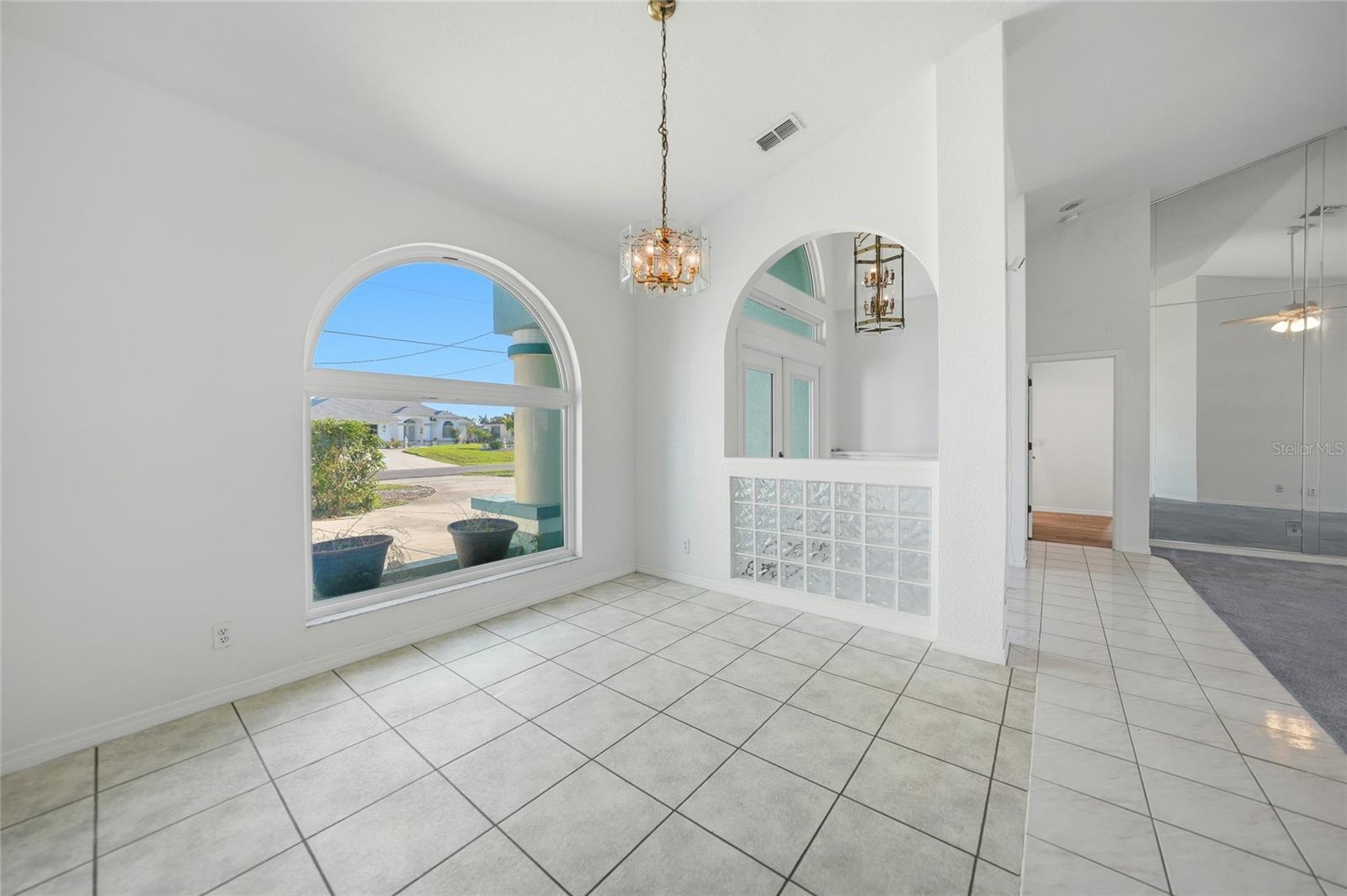 Image 13 of 79 For 64 Sportsman Court