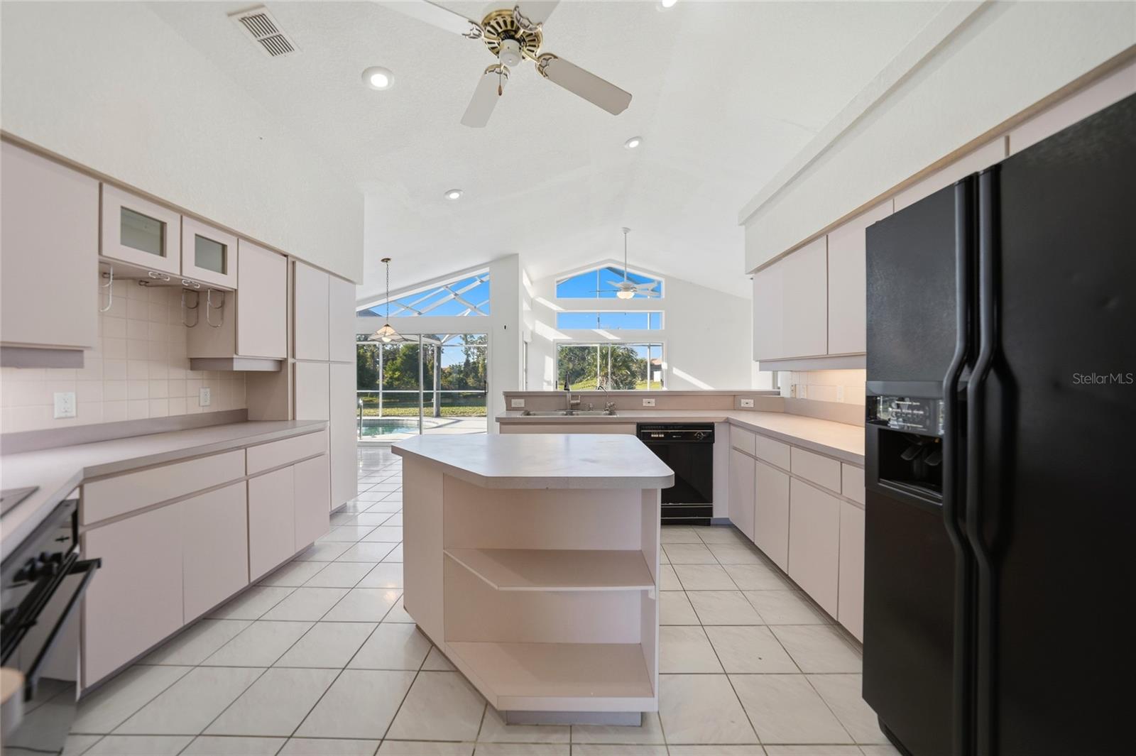 Image 16 of 79 For 64 Sportsman Court