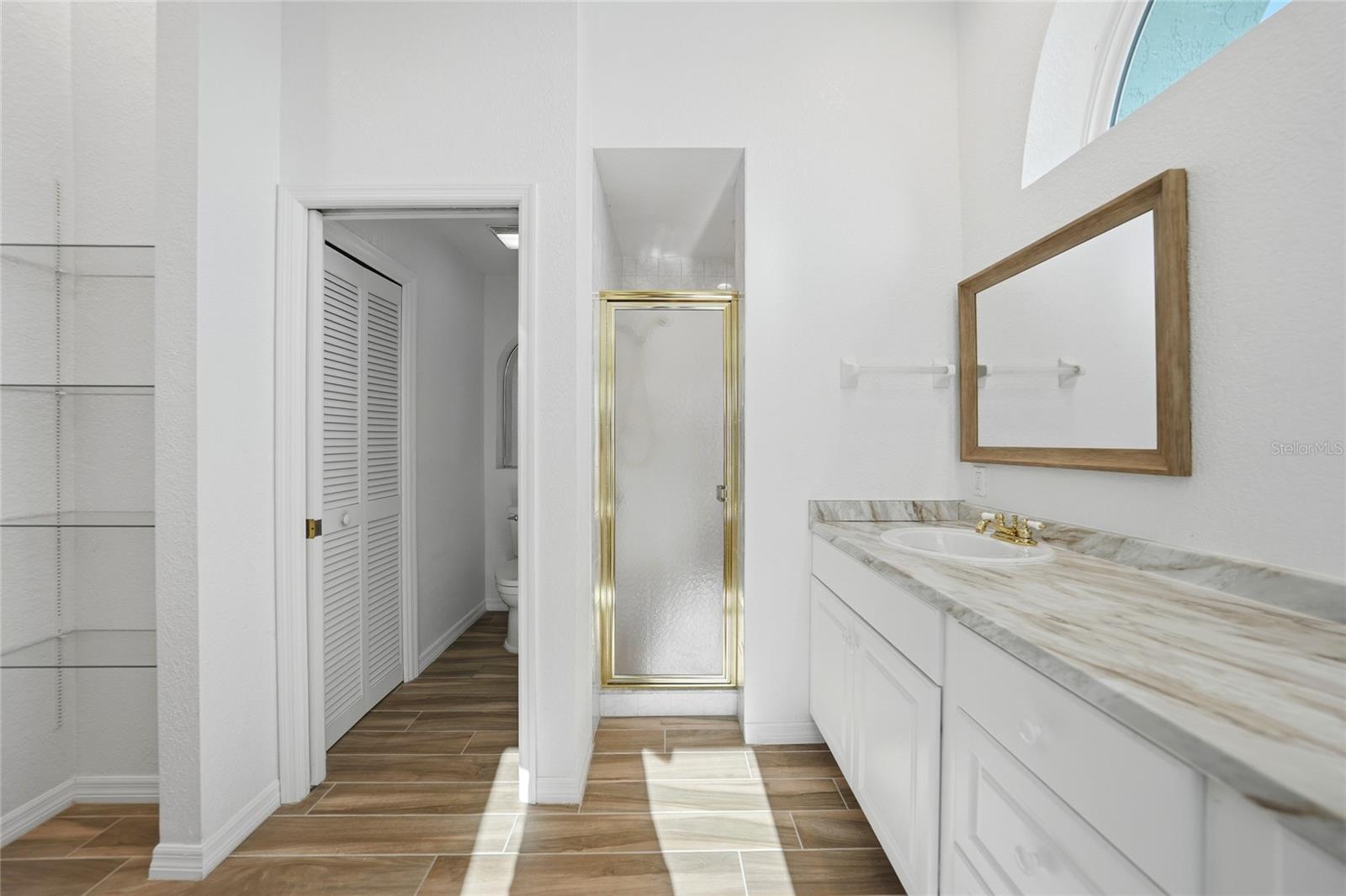 Image 26 of 79 For 64 Sportsman Court