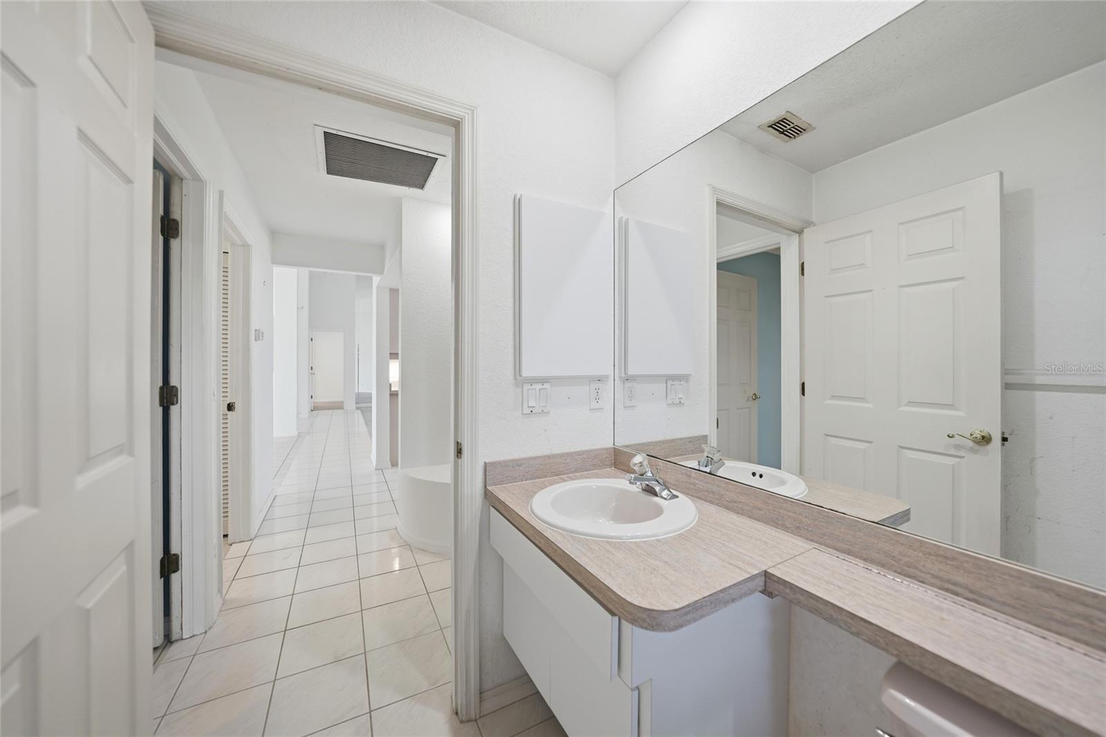 Image 32 of 79 For 64 Sportsman Court