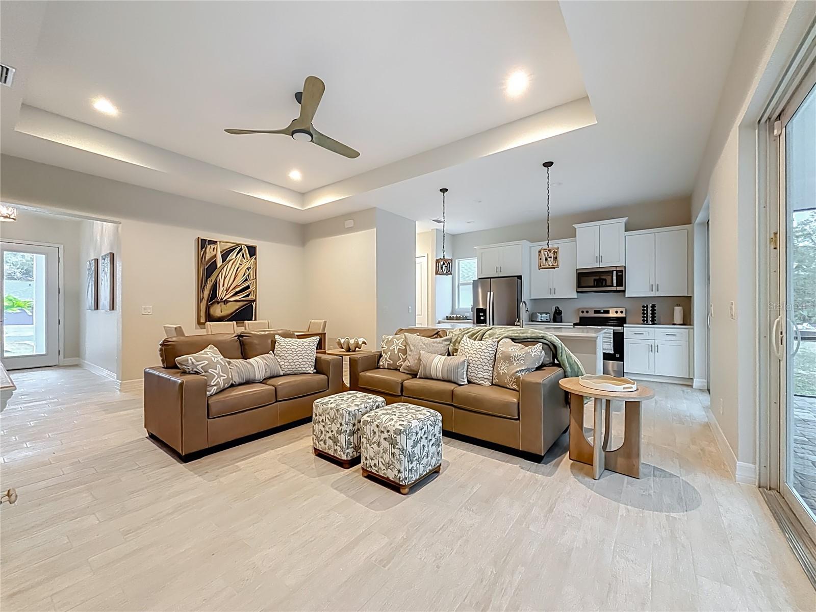 Image 14 of 25 For 107 Swan Drive