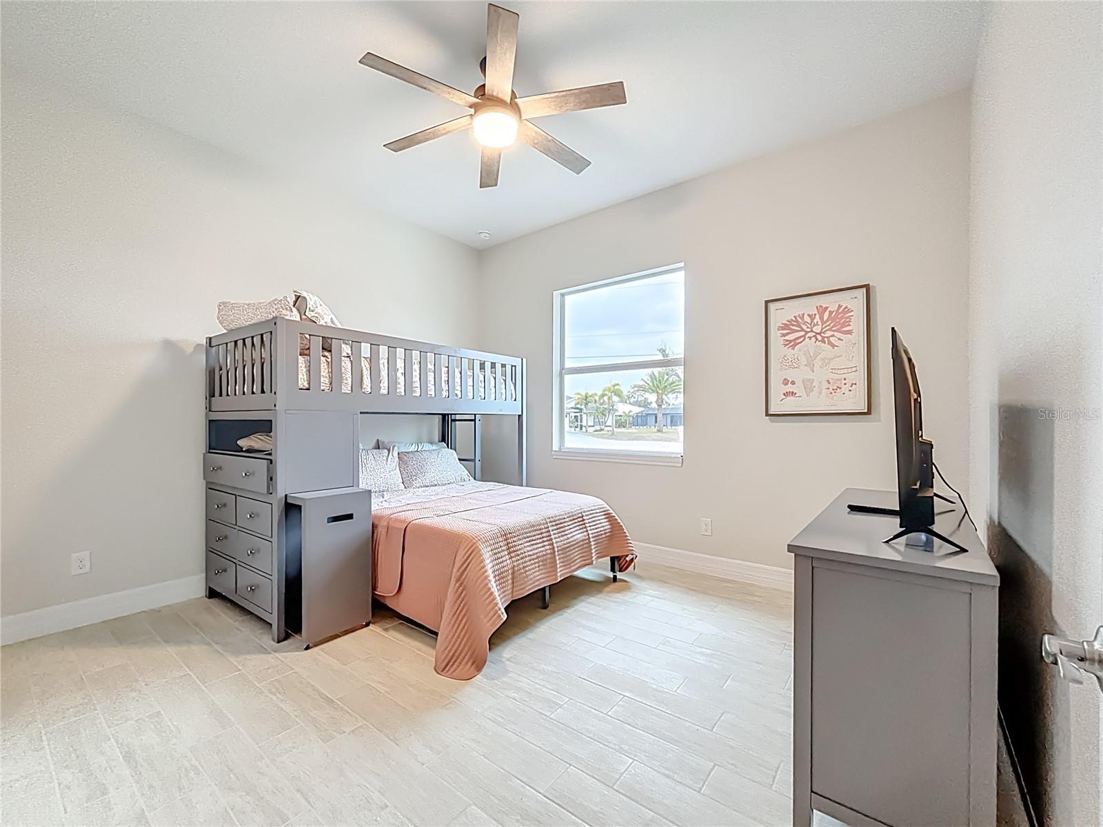 Image 25 of 25 For 107 Swan Drive