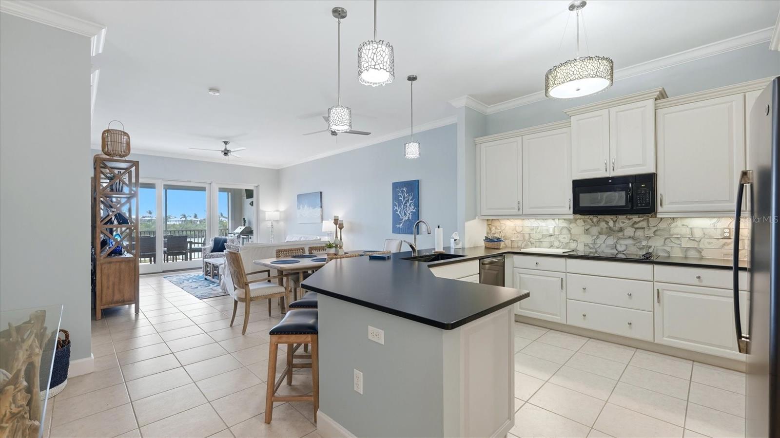 Image 10 of 53 For 11160 Hacienda Del Mar Boulevard 202