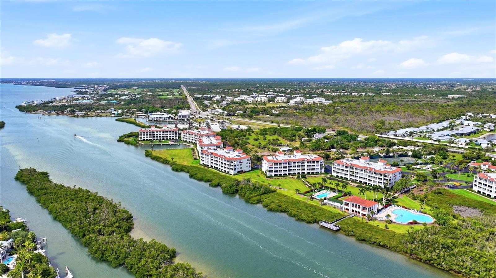 Image 39 of 53 For 11160 Hacienda Del Mar Boulevard 202