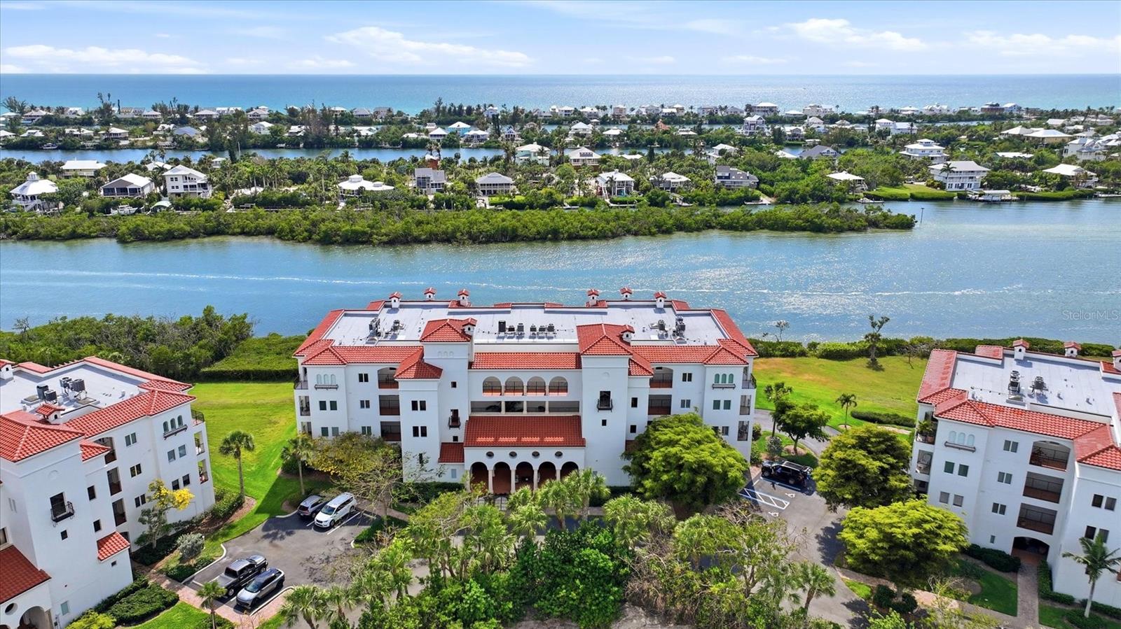 Image 4 of 53 For 11160 Hacienda Del Mar Boulevard 202