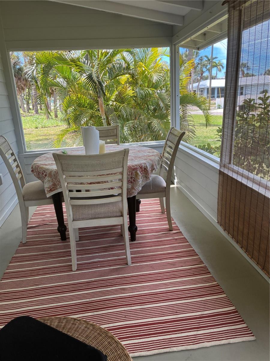 Image 11 of 18 For 385 Cowles Street