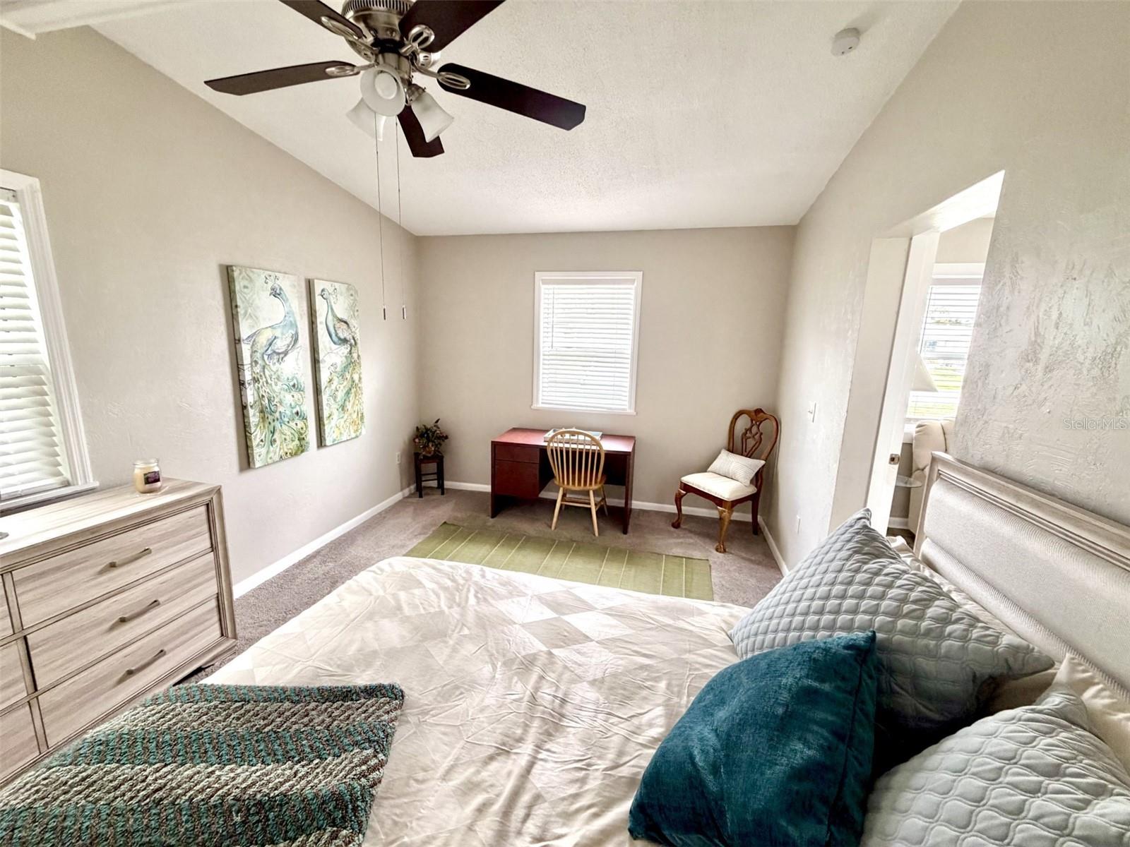 Image 11 of 21 For 240 Dalton Boulevard