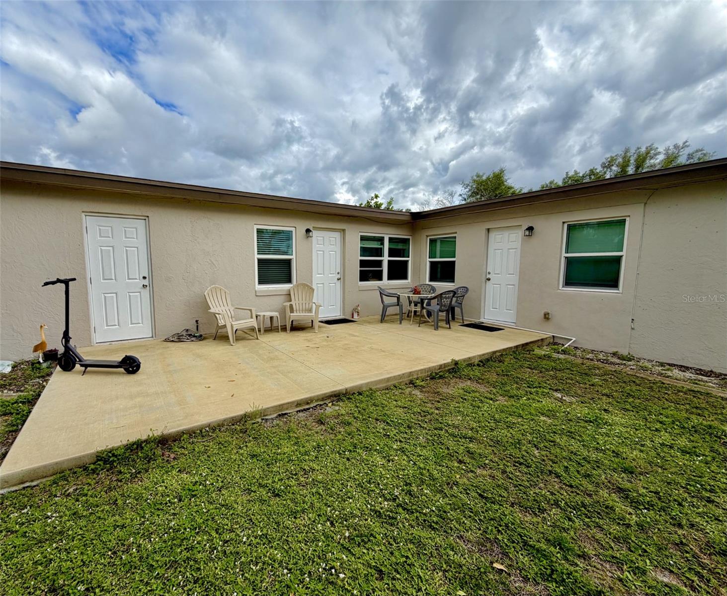 Image 20 of 21 For 240 Dalton Boulevard