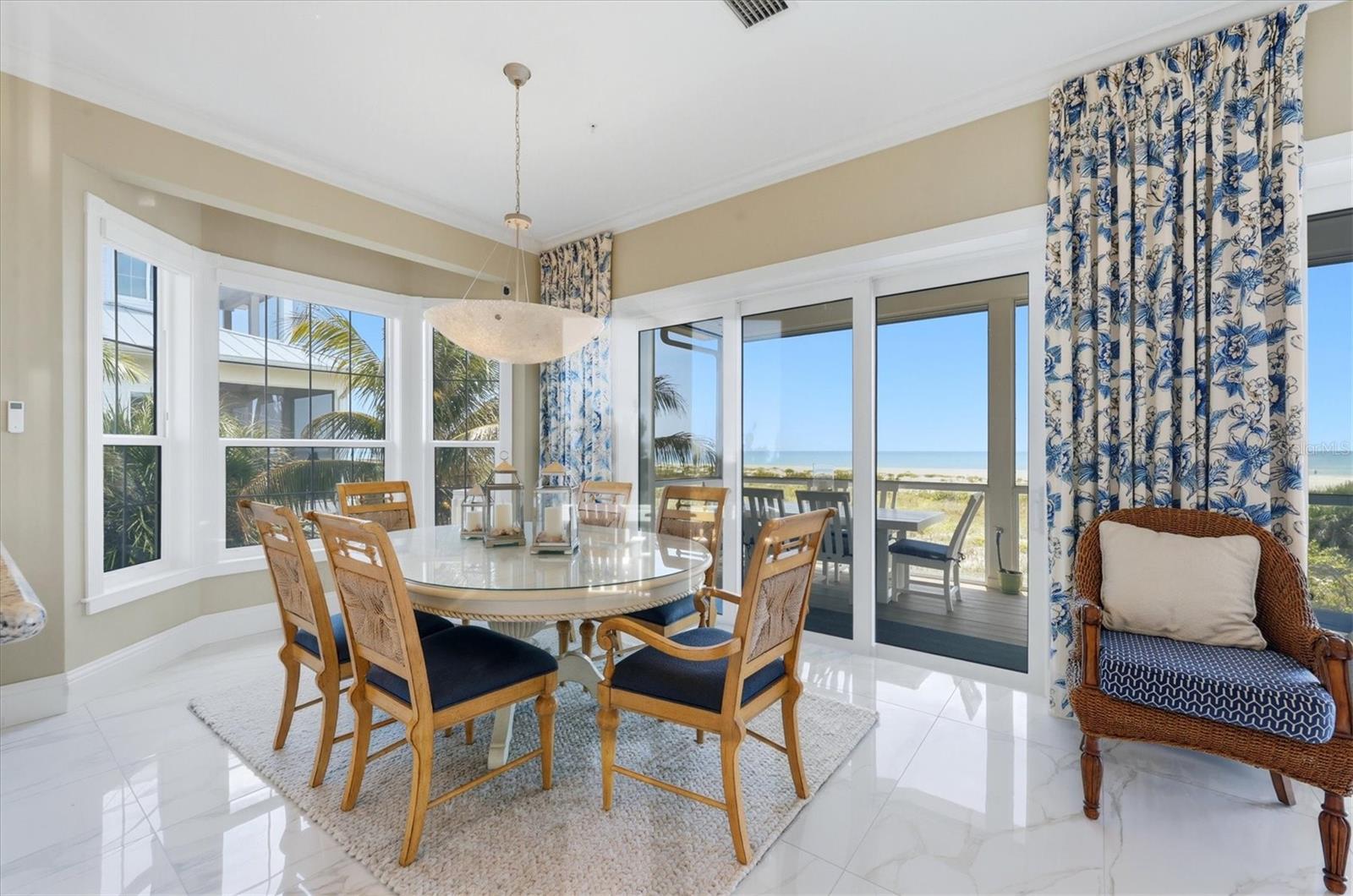 Image 17 of 76 For 6950 Palm Island Drive